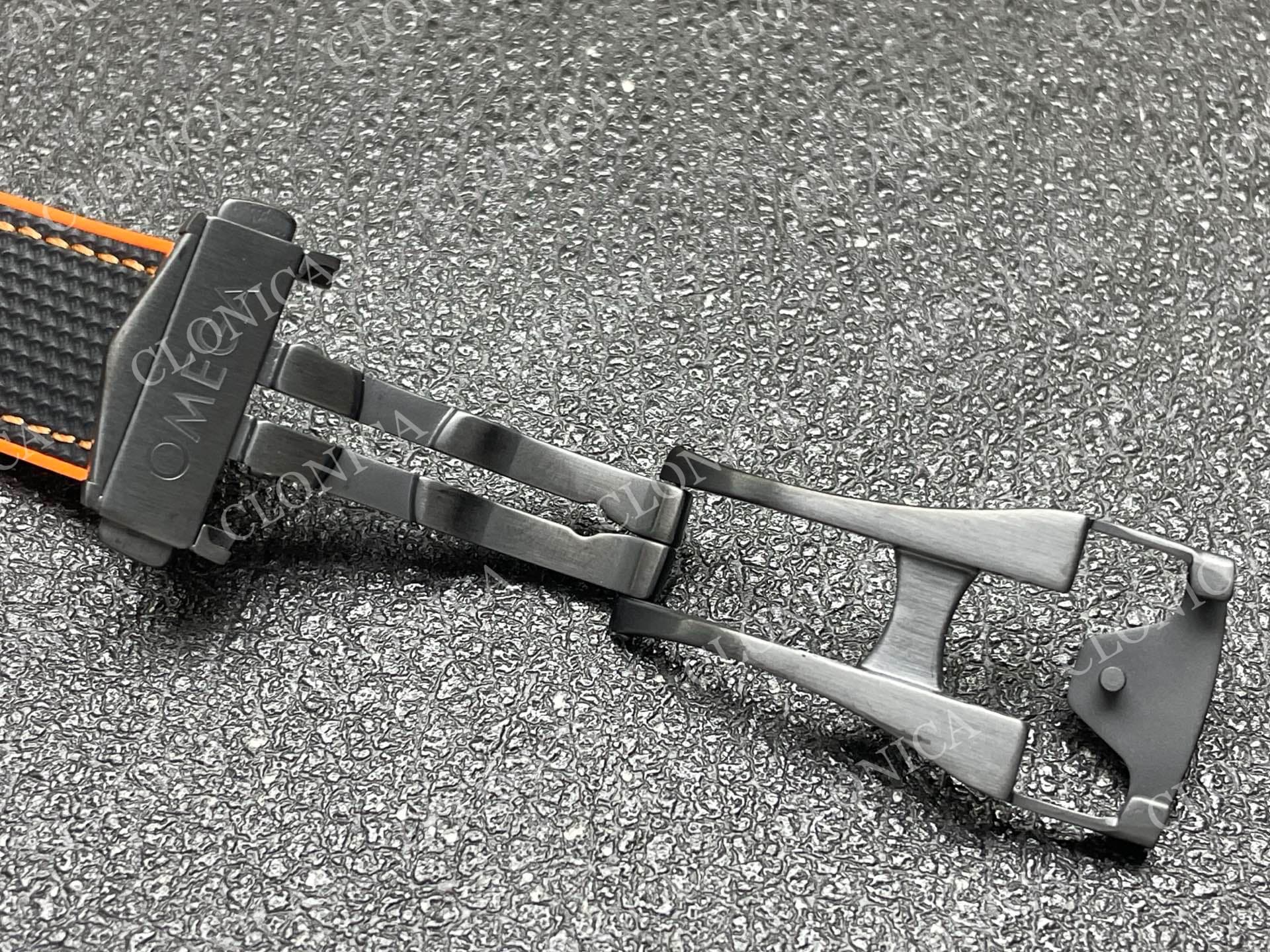 PLANET OCEAN MASTER CHRONOMETER BLACK CERAMIC BEZEL BLACK DIAL — view 6