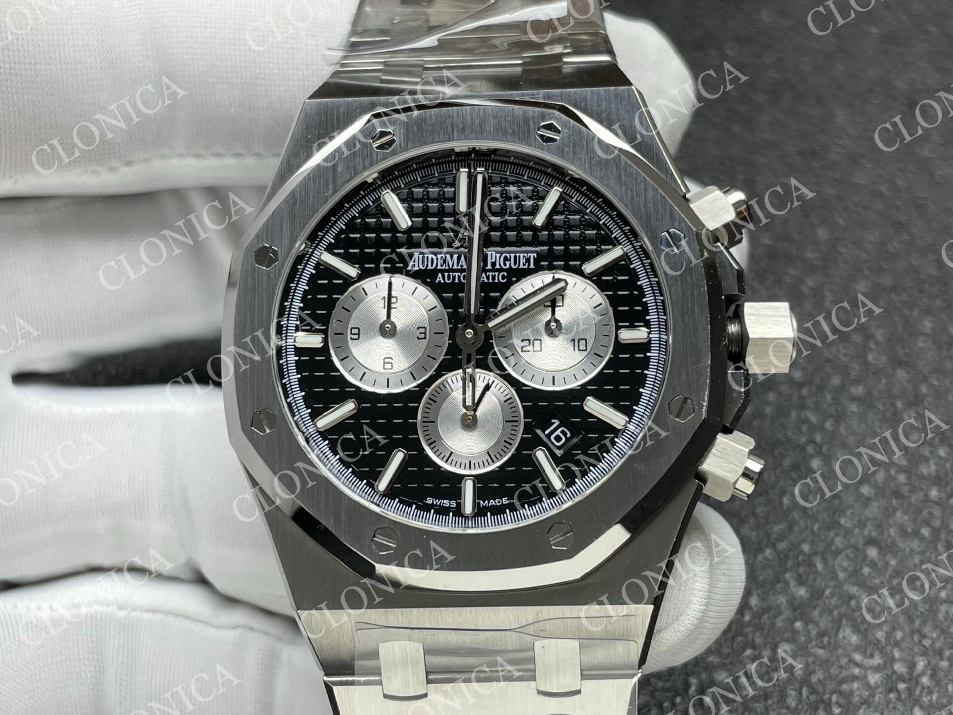 ROYAL OAK CHRONO 26331 SS BLACK DIAL SILVER SUBDIAL ON SS BRACELET A2385 — view 3