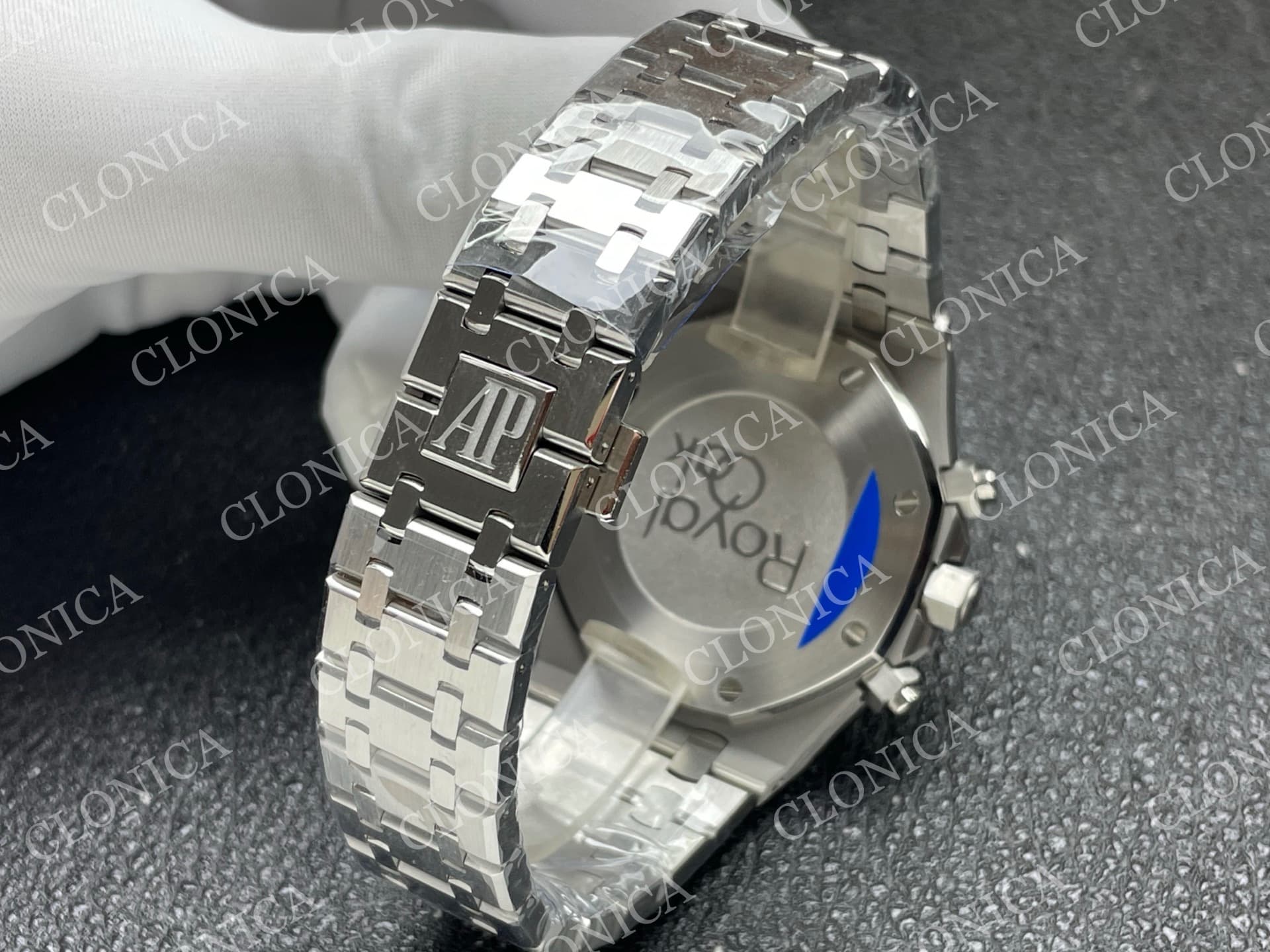 ROYAL OAK CHRONO 26331 SS SILVER DIAL BLACK SUBDIAL ON SS BRACELET A2385 — view 5