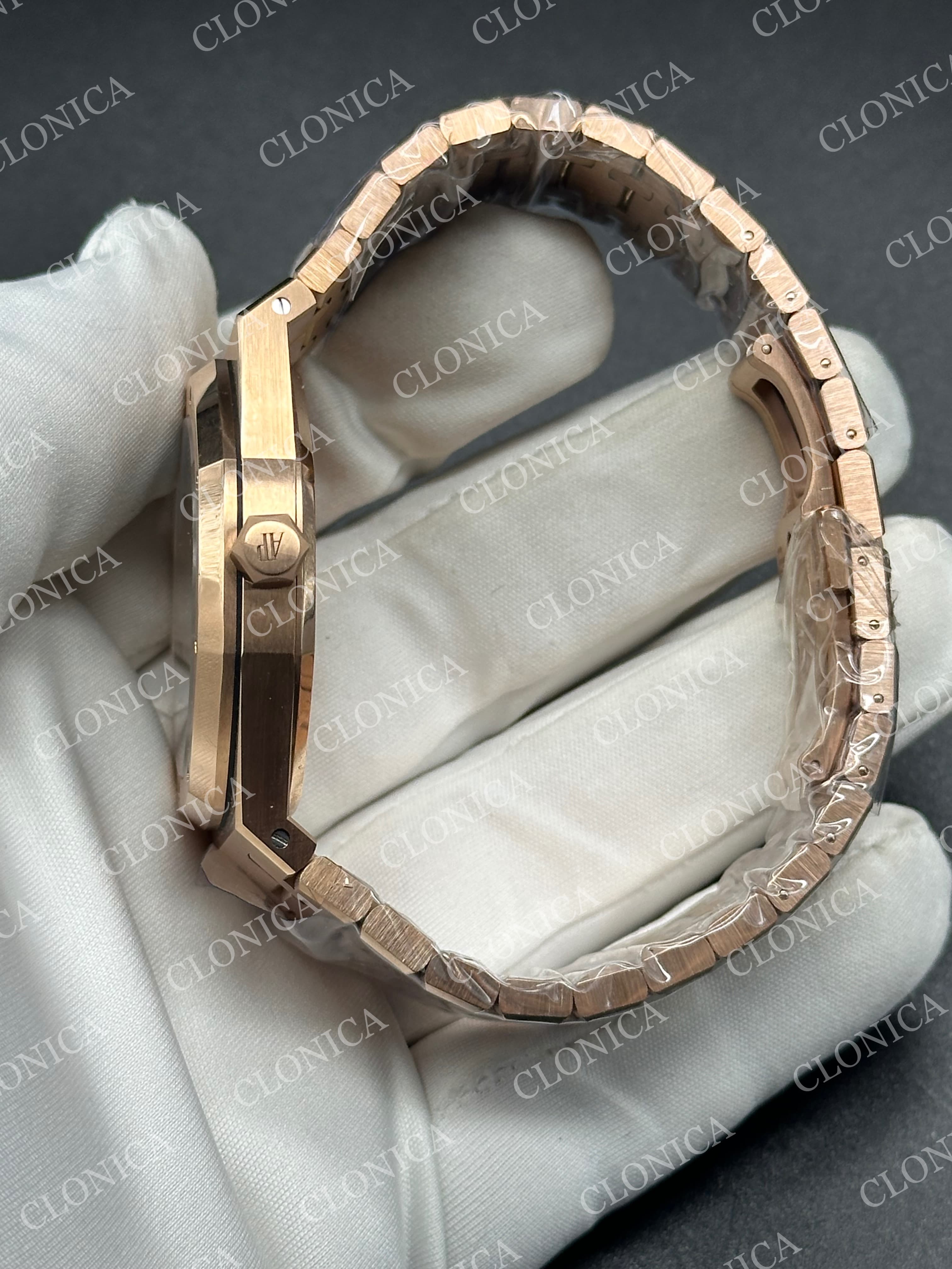 ROYAL OAK 41MM OPENWORKED 15407 RG ON RG BRACELET SA3132 — view 4