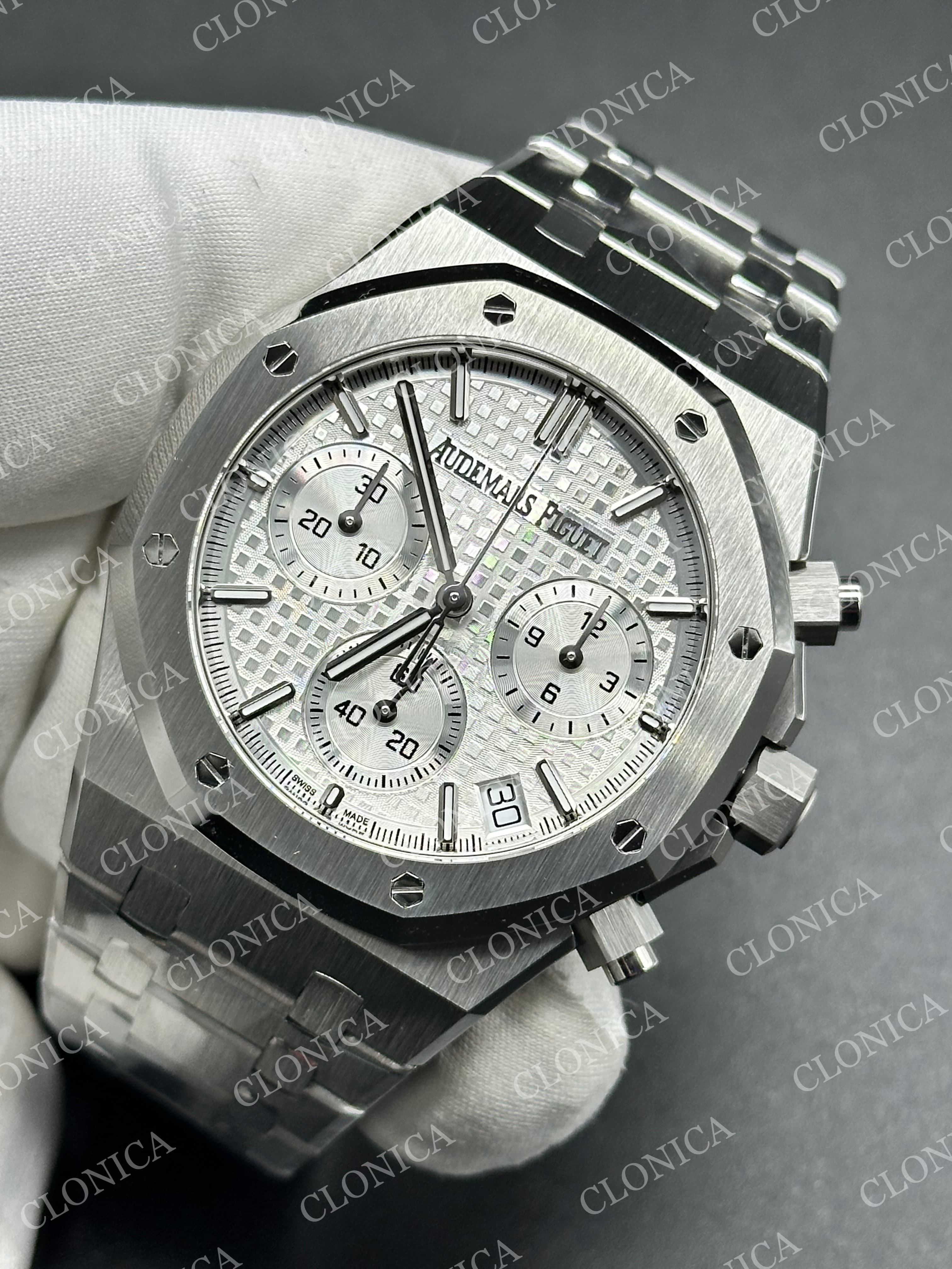 ROYAL OAK CHRONO 26240 SS WHITE DIAL ON SS BRACELET SA4401 SUPER CLONE — view 3