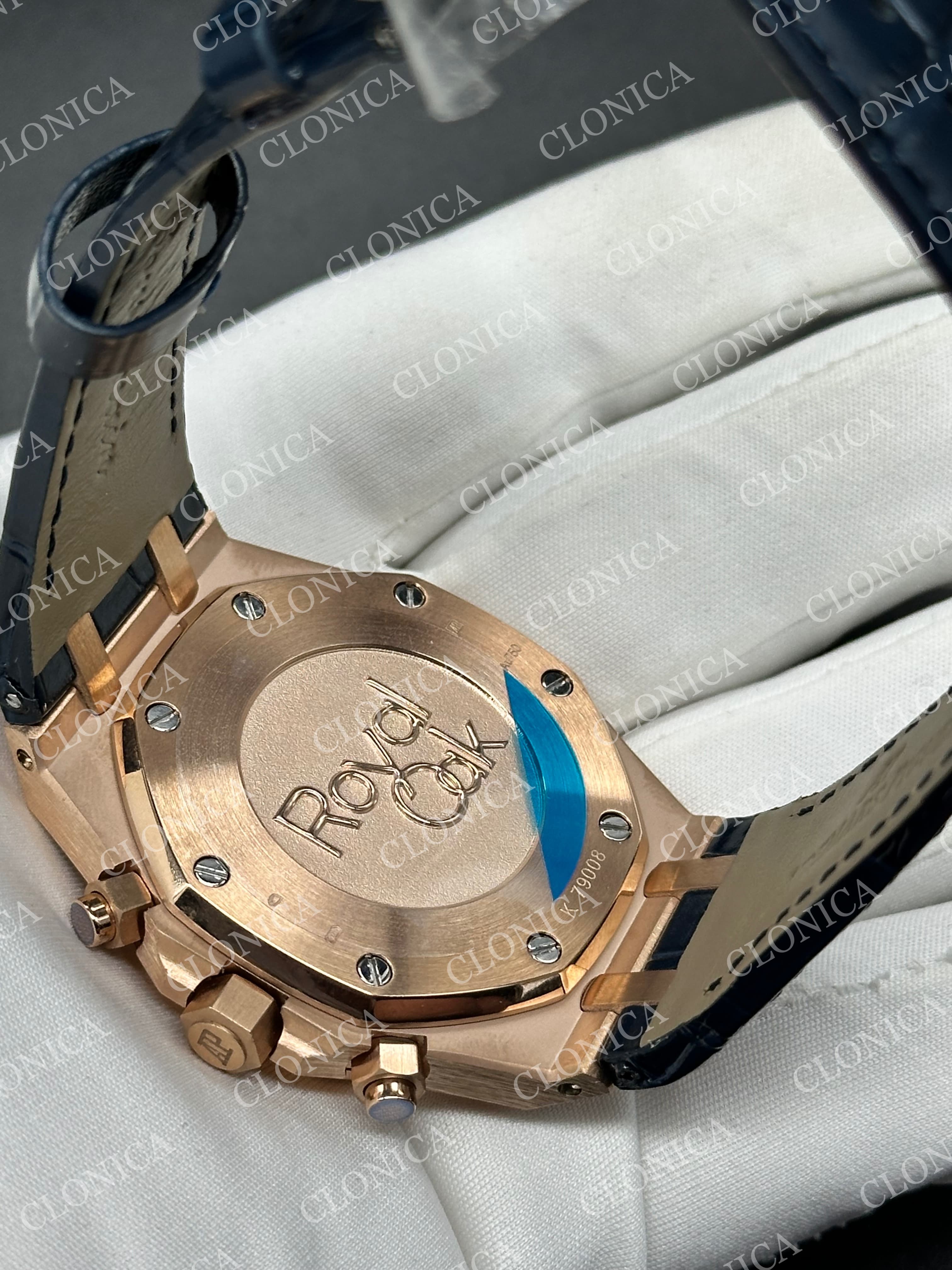ROYAL OAK CHRONO 26331 SS BLUE DIAL ROSE SUBDIAL ON BLUE LEATHER STRAP A2385 — view 5