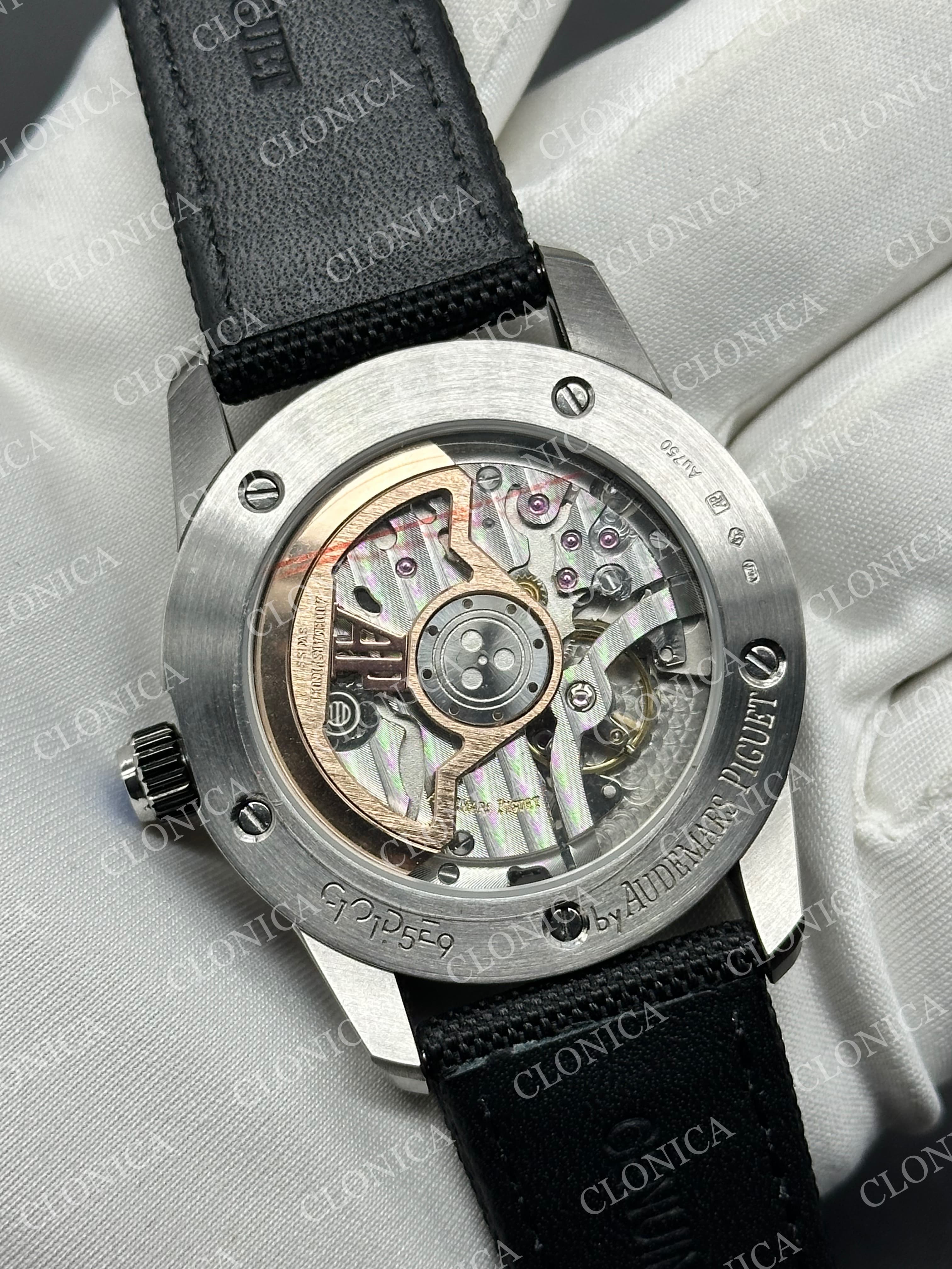ROYAL OAK 41MM code 11.59 SS 1:1 BALCK/BLUE TEXTURED DIAL ON TEXTILE BRACELET SUPER CLONE A4302 — view 5