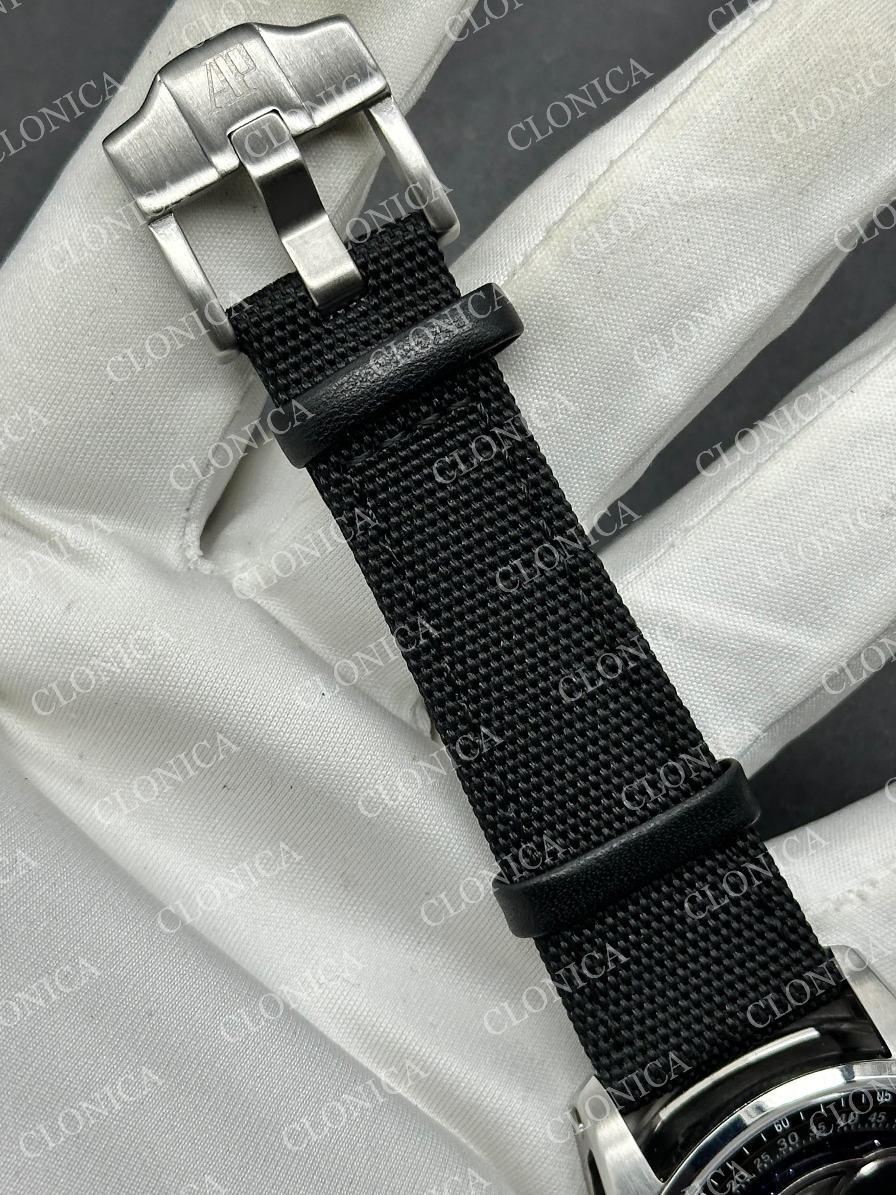 ROYAL OAK 41MM code 11.59 SS 1:1 BALCK/BLUE TEXTURED DIAL ON TEXTILE BRACELET SUPER CLONE A4302 — view 8