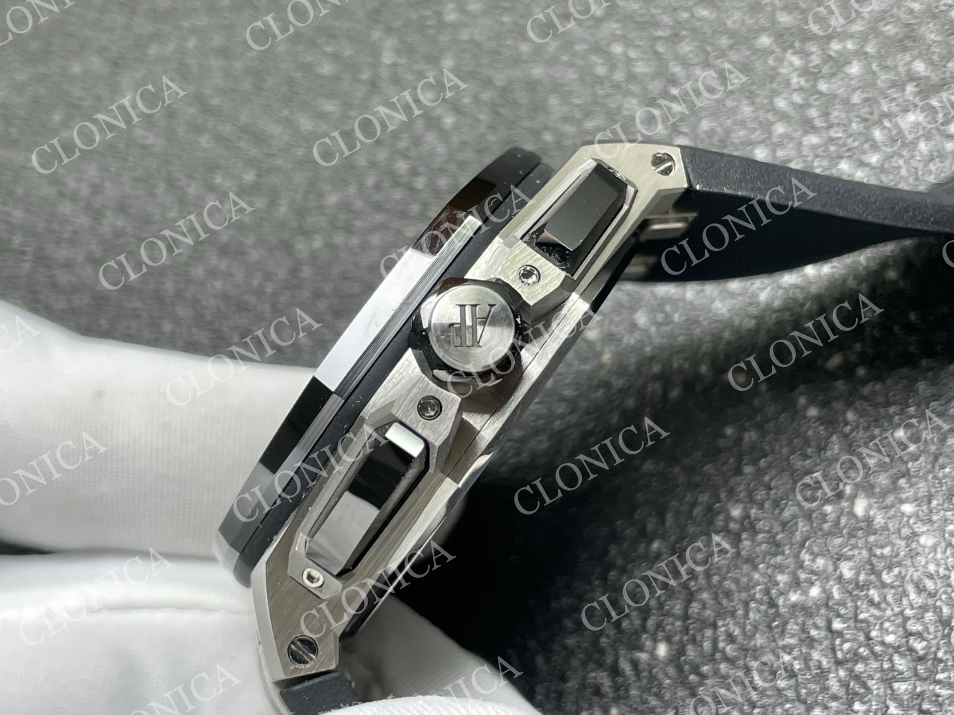 ROYAL OAK OFFSHORE 43MM 26420 CERAMIC BEZEL SS DDF 1:1 BLACK DIAL ON BLACK RUBBER STRAP DD4401 SUPER CLONE — view 7