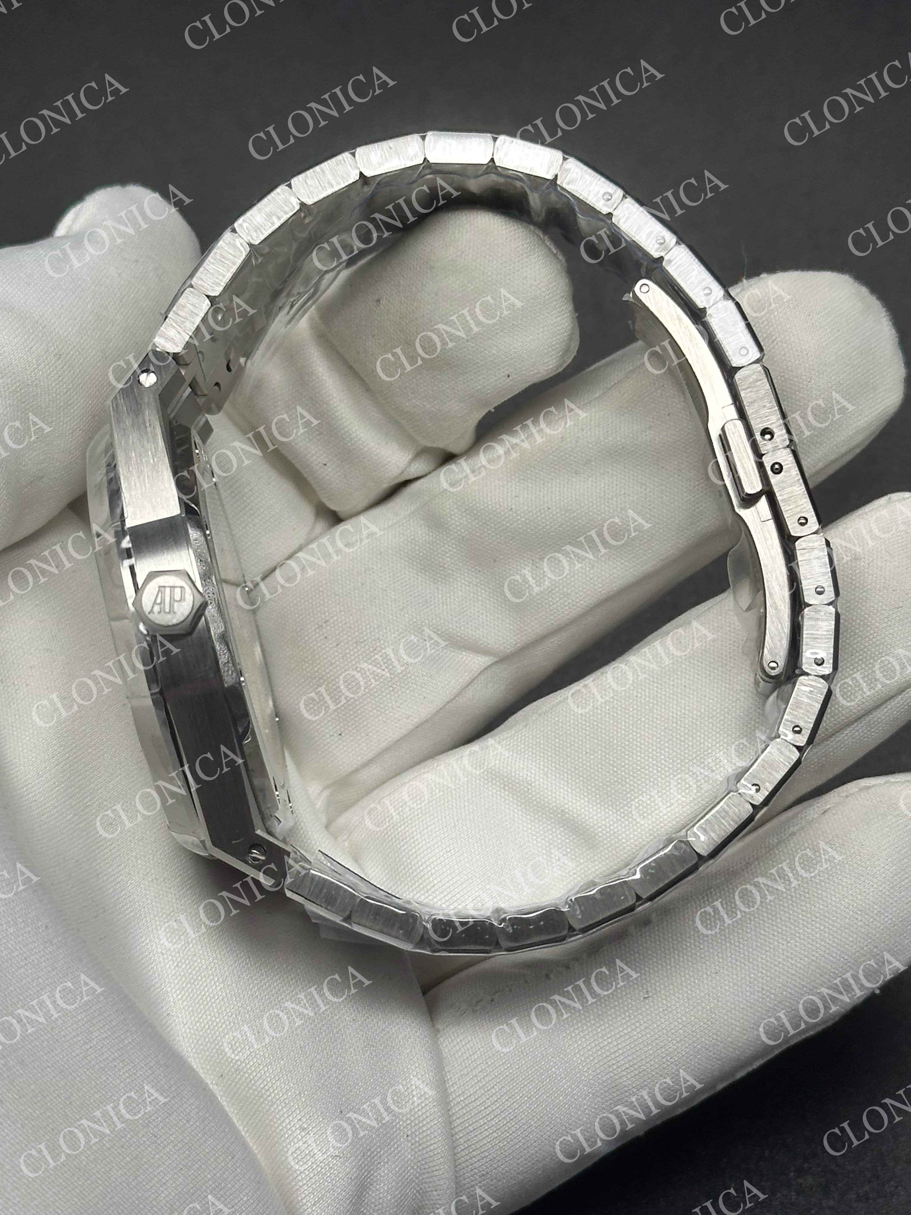 ROYAL OAK 41MM 15510 SS 1:1 WHITE TEXTURED DIAL ON SS BRACELET SUPER CLONE A4302 — view 4