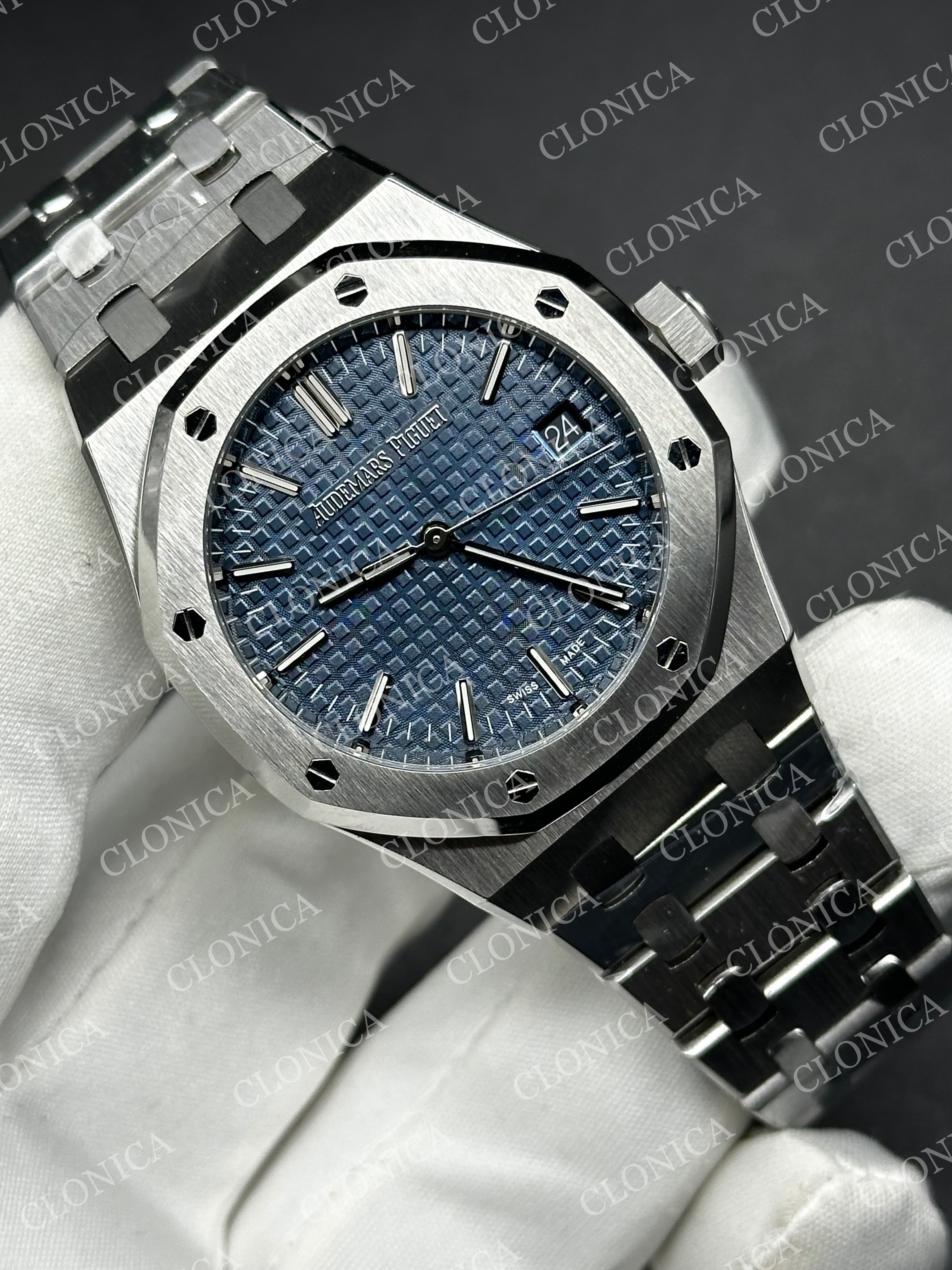 ROYAL OAK 37MM 15550 SS 1:1 BEST EDITION BLUE TEXTURED DIAL ON SS BRACELET SA3120 SUPER CLONE — view 2
