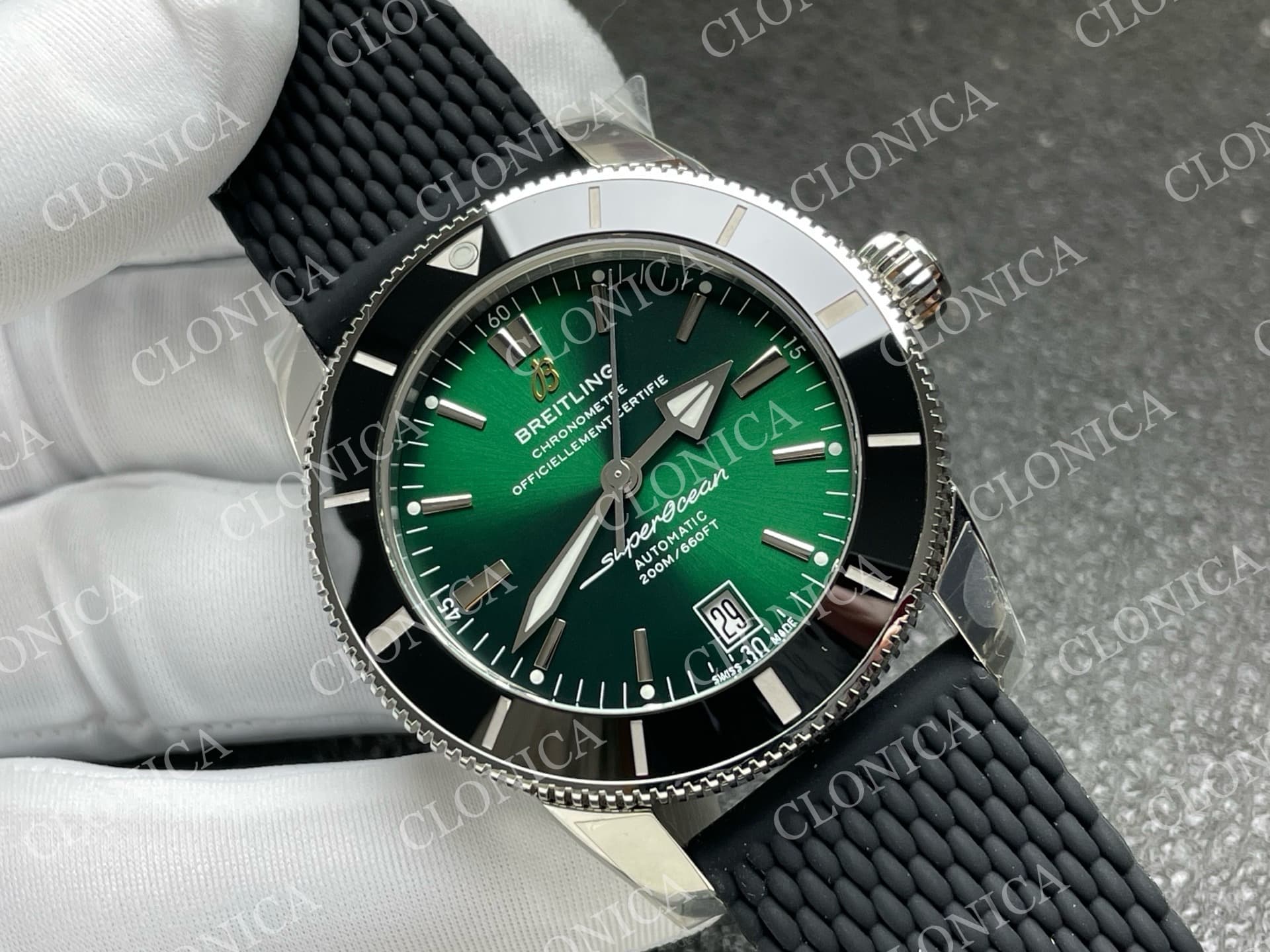 SUPEROCEAN 42MM AB2010 SS GREEN DIAL BLACK CERAMIC BEZEL ON BLACK RUBBER STRAP A2824 — view 2