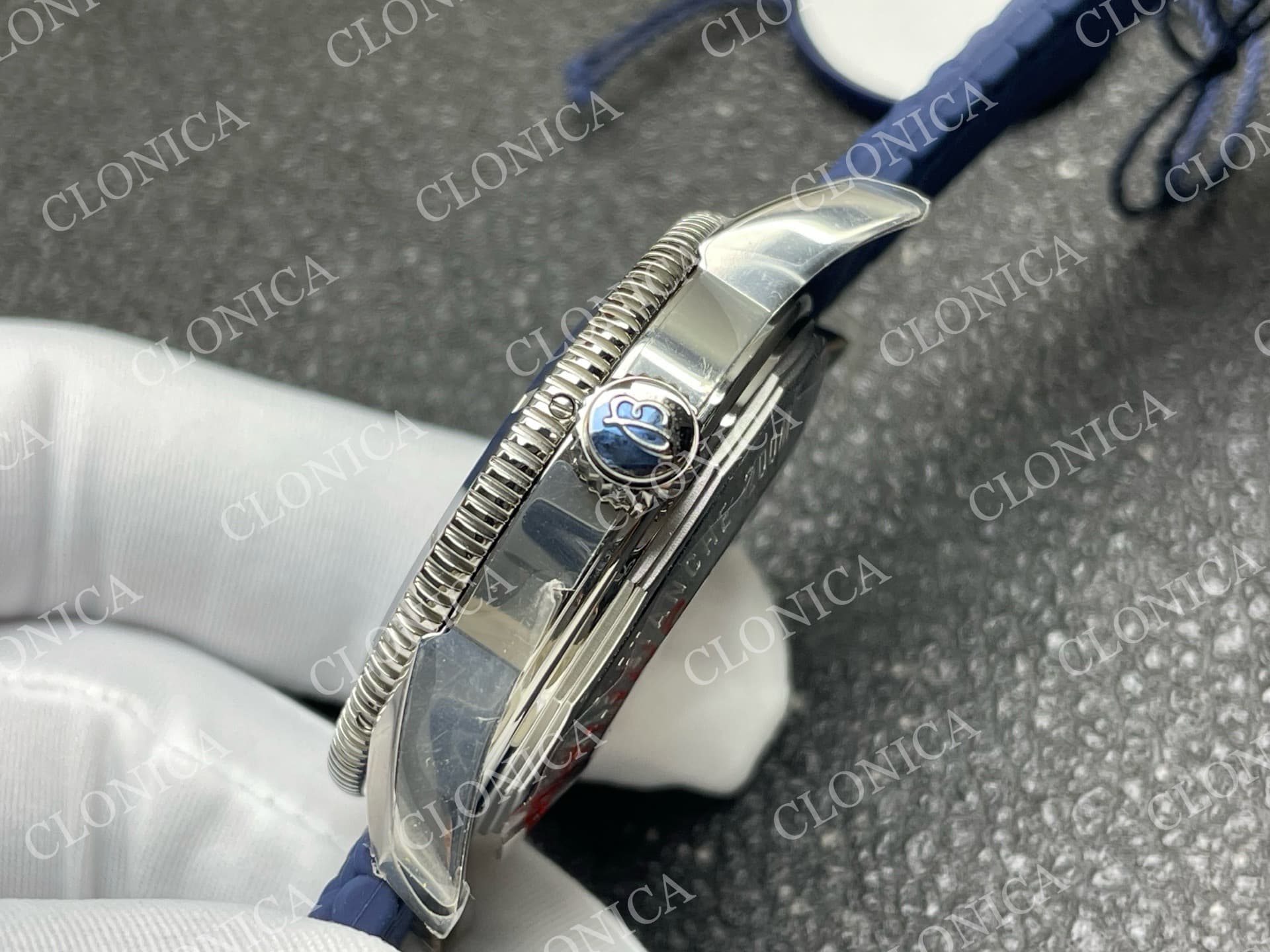 SUPEROCEAN 42MM AB2010 SS BLUE DIAL BLUE CERAMIC BEZEL ON BLUE RUBBER STRAP A2824 — view 7