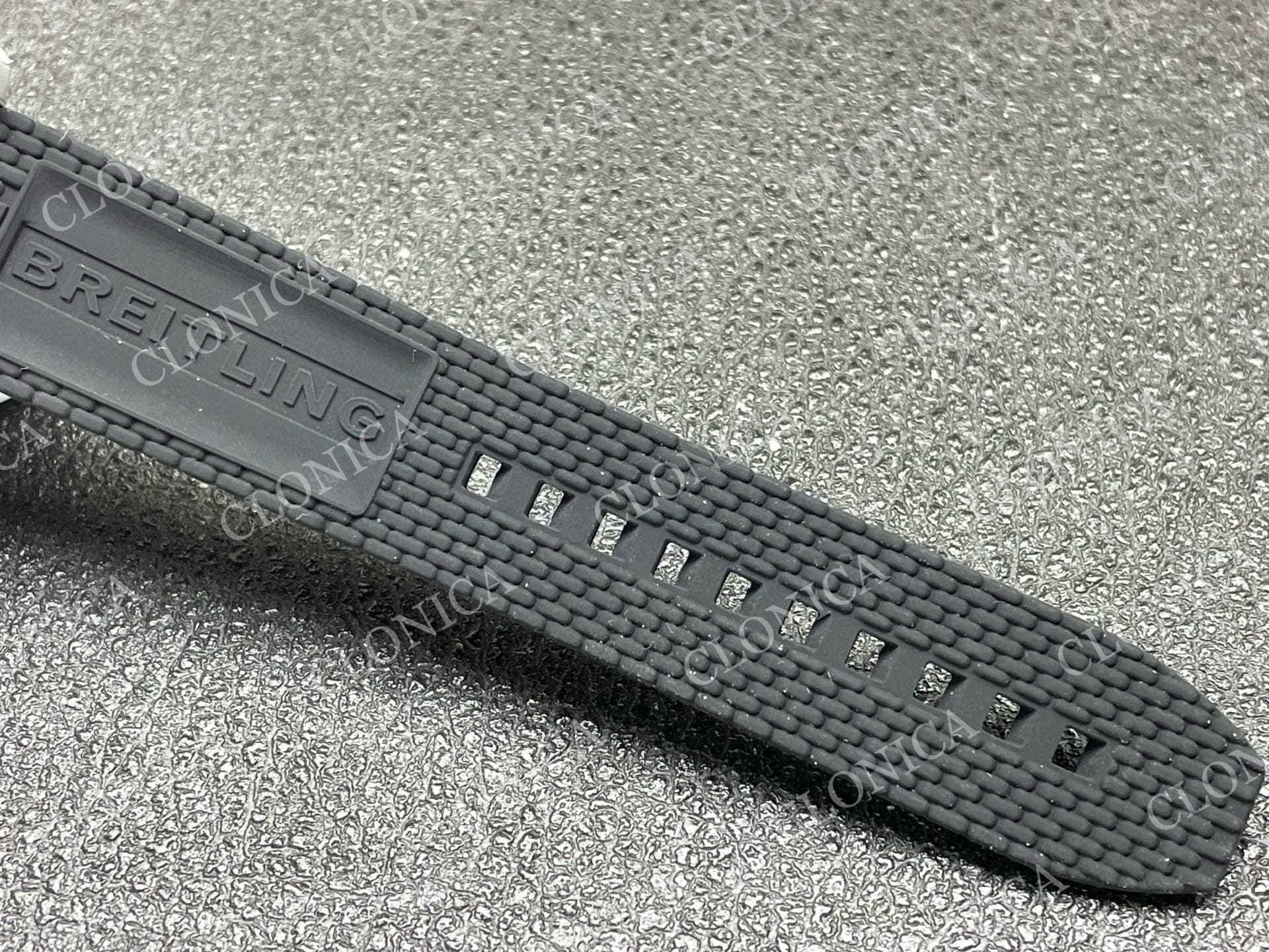 SUPEROCEAN 42MM AB2010 SS/RG BLACK DIAL BLACK CERAMIC BEZEL ON BLACK RUBBER STRAP A2824 — view 6