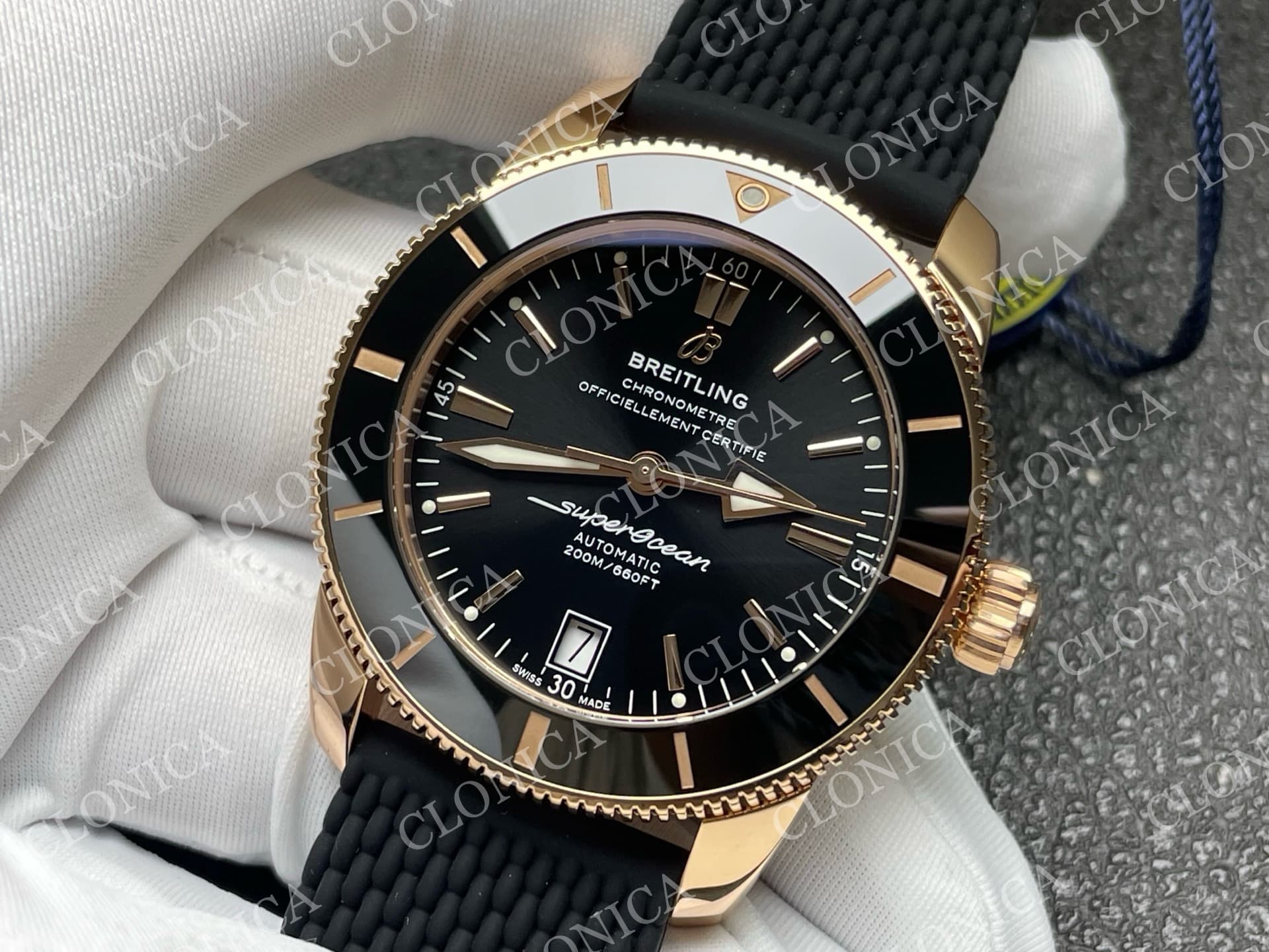 SUPEROCEAN 42MM AB2010 RG BLACK DIAL BLACK CERAMIC BEZEL ON BLACK RUBBER STRAP A2824 — view 4