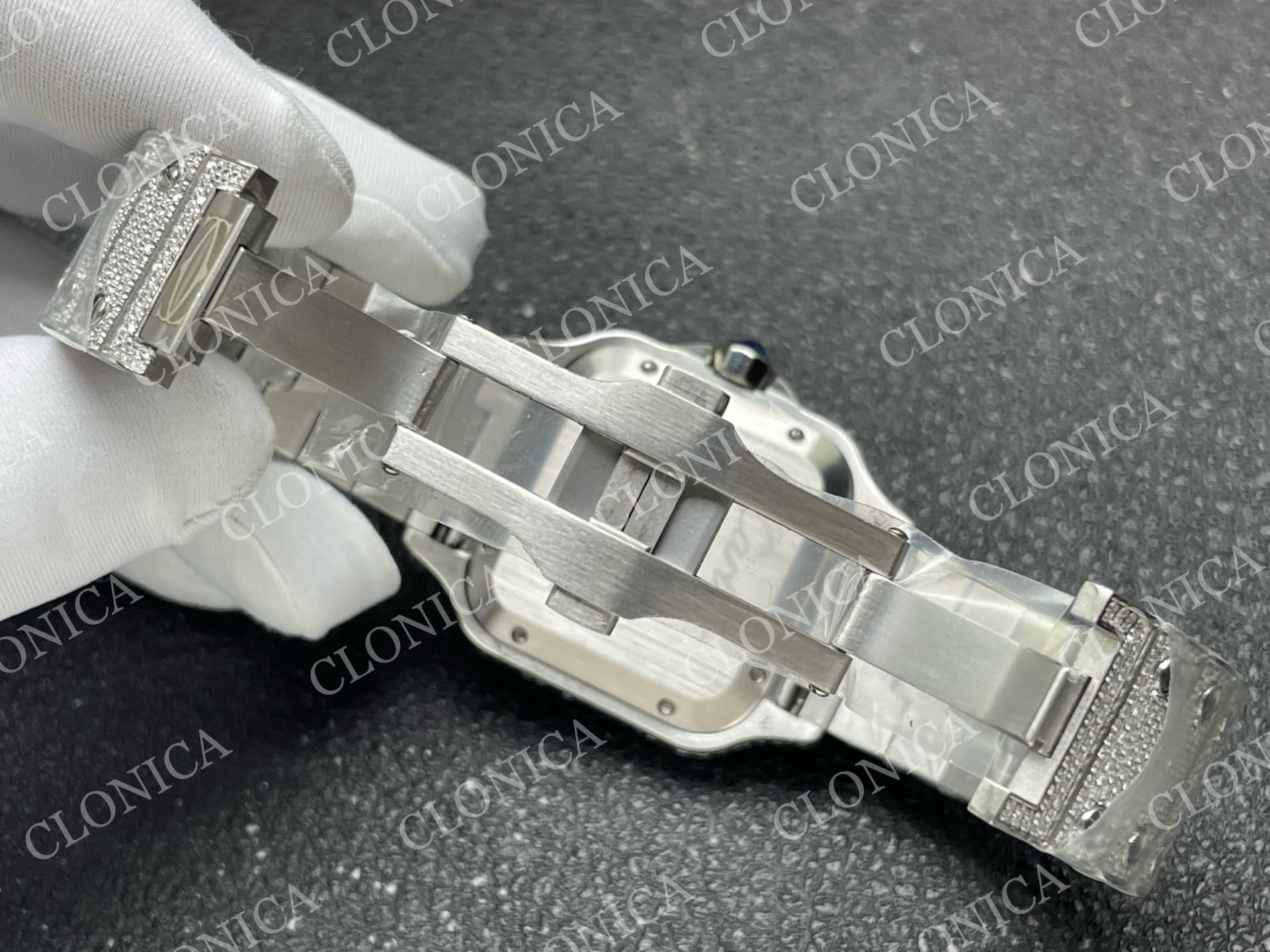 SANTOS DE CARTIER 40MM 1:1 DIAMOND DIAL ON SS DIAMOND SMARTLINKS BRACELET — view 6