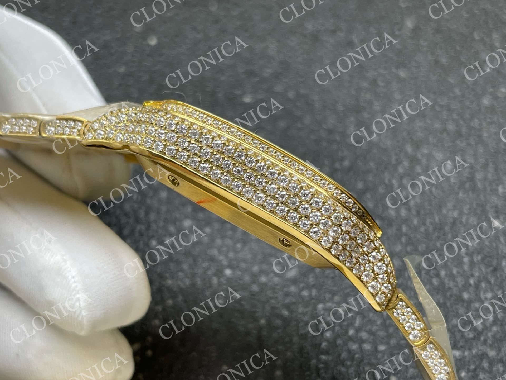 SANTOS DE CARTIER 40MM 1:1 DIAMOND DIAL ON YG DIAMOND SMARTLINKS BRACELET — view 9