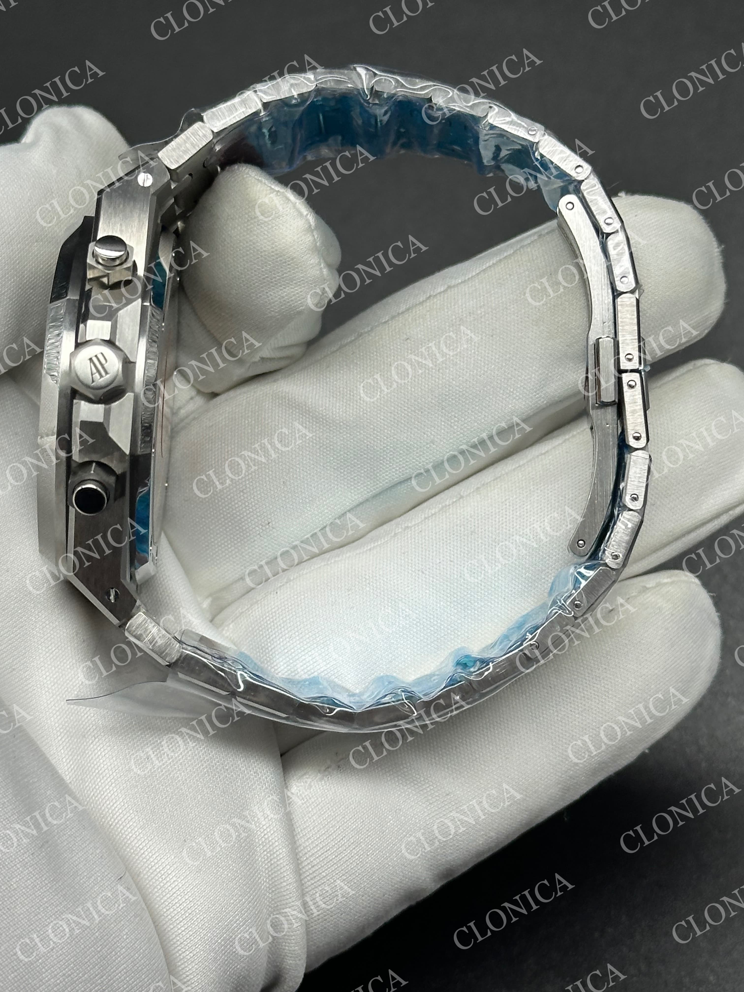 ROYAL OAK CHRONO 26240 SS BLACK DIAL ON SS BRACELET SA4401 SUPER CLONE — view 4