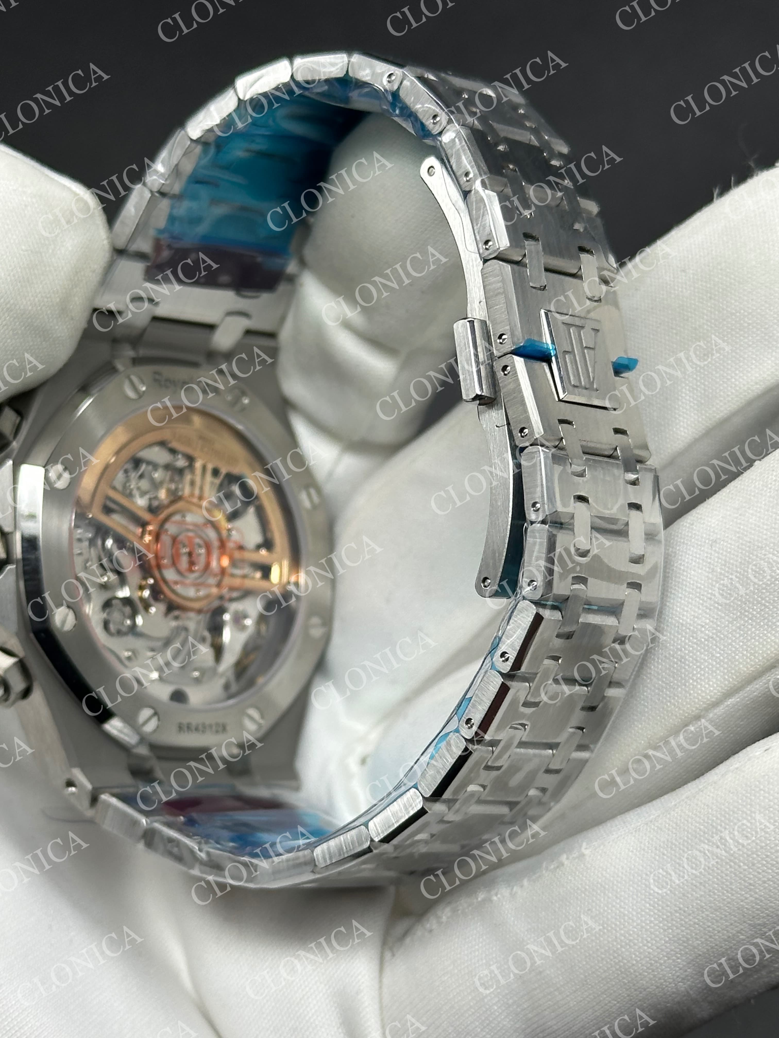 ROYAL OAK CHRONO 26240 SS WHITE DIAL ON SS BRACELET SA4401 SUPER CLONE — view 5