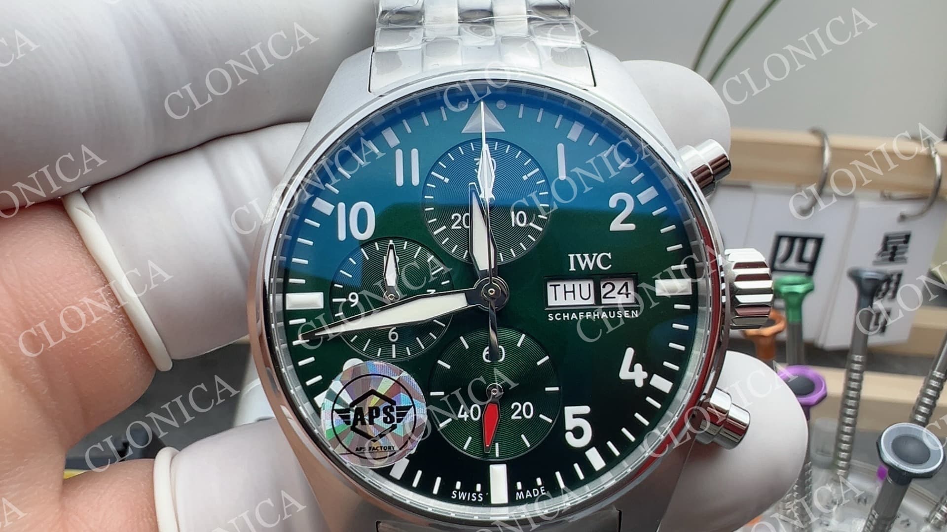 PILOT WATCH SS 1:1 GREEN DIAL ON SS BRACELET A69385 — view 2