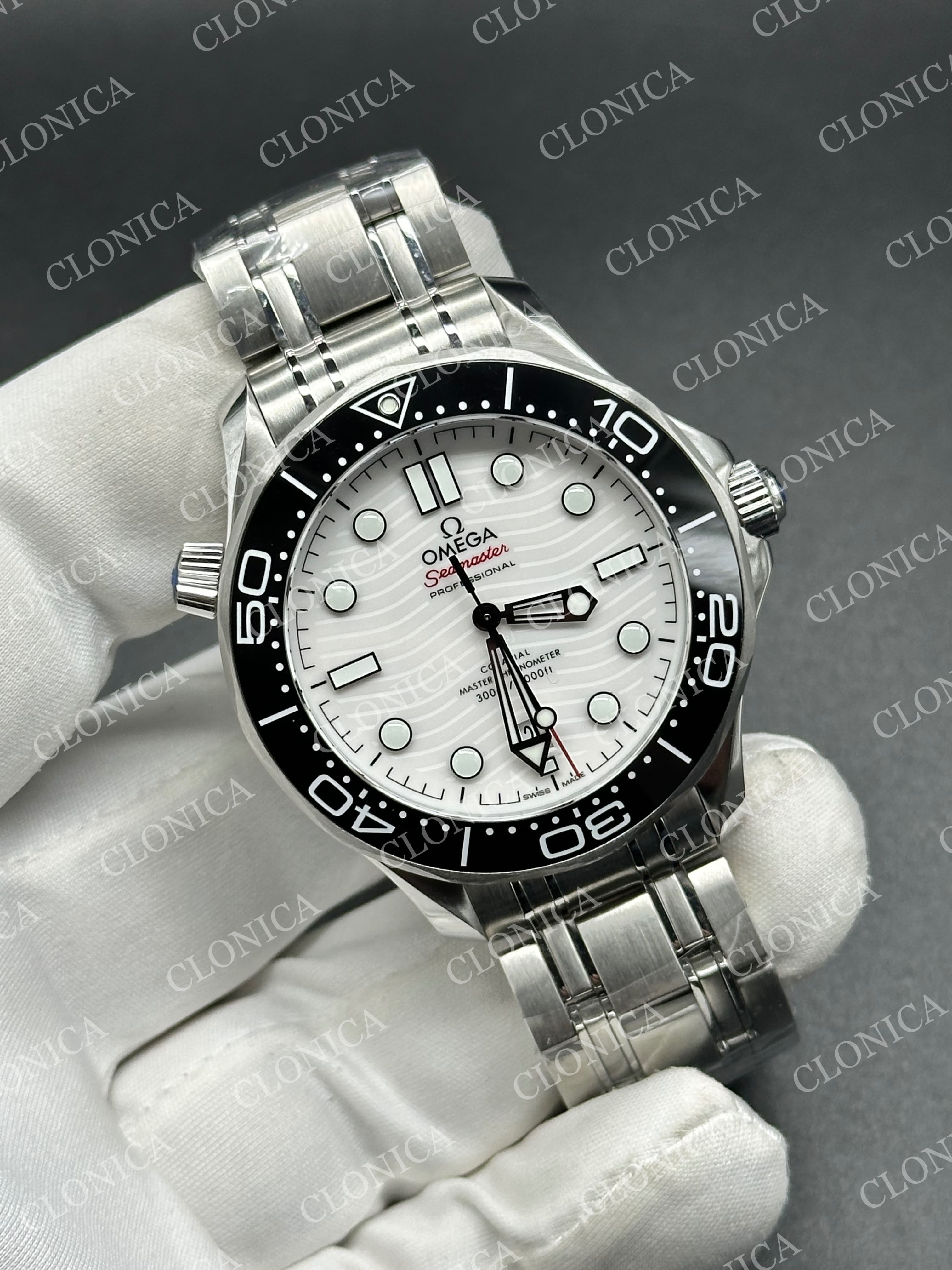 SEAMASTER DIVER 300M BLACK CERAMIC BEZEL WHITE DIAL — view 2
