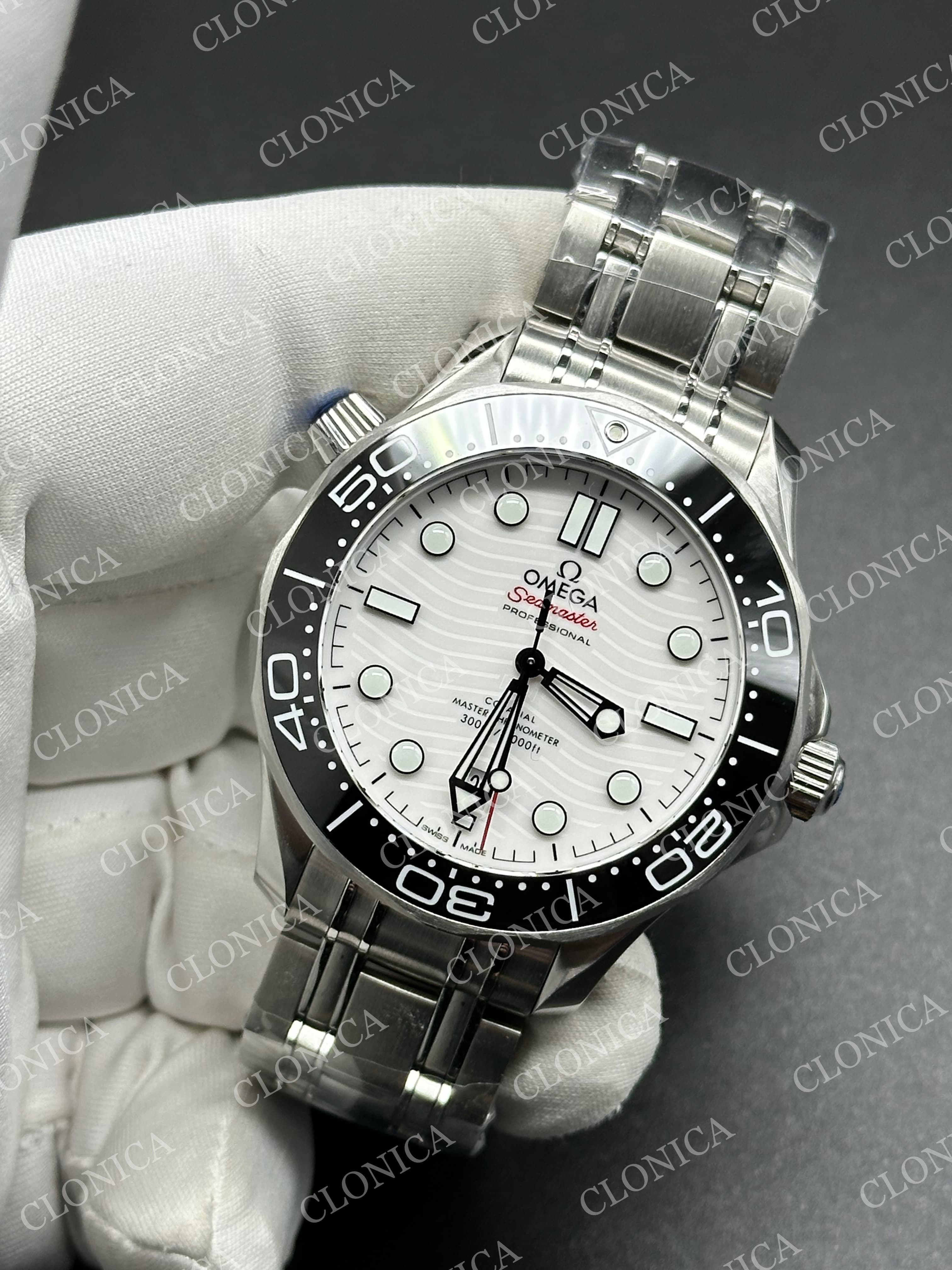 SEAMASTER DIVER 300M BLACK CERAMIC BEZEL WHITE DIAL — view 3