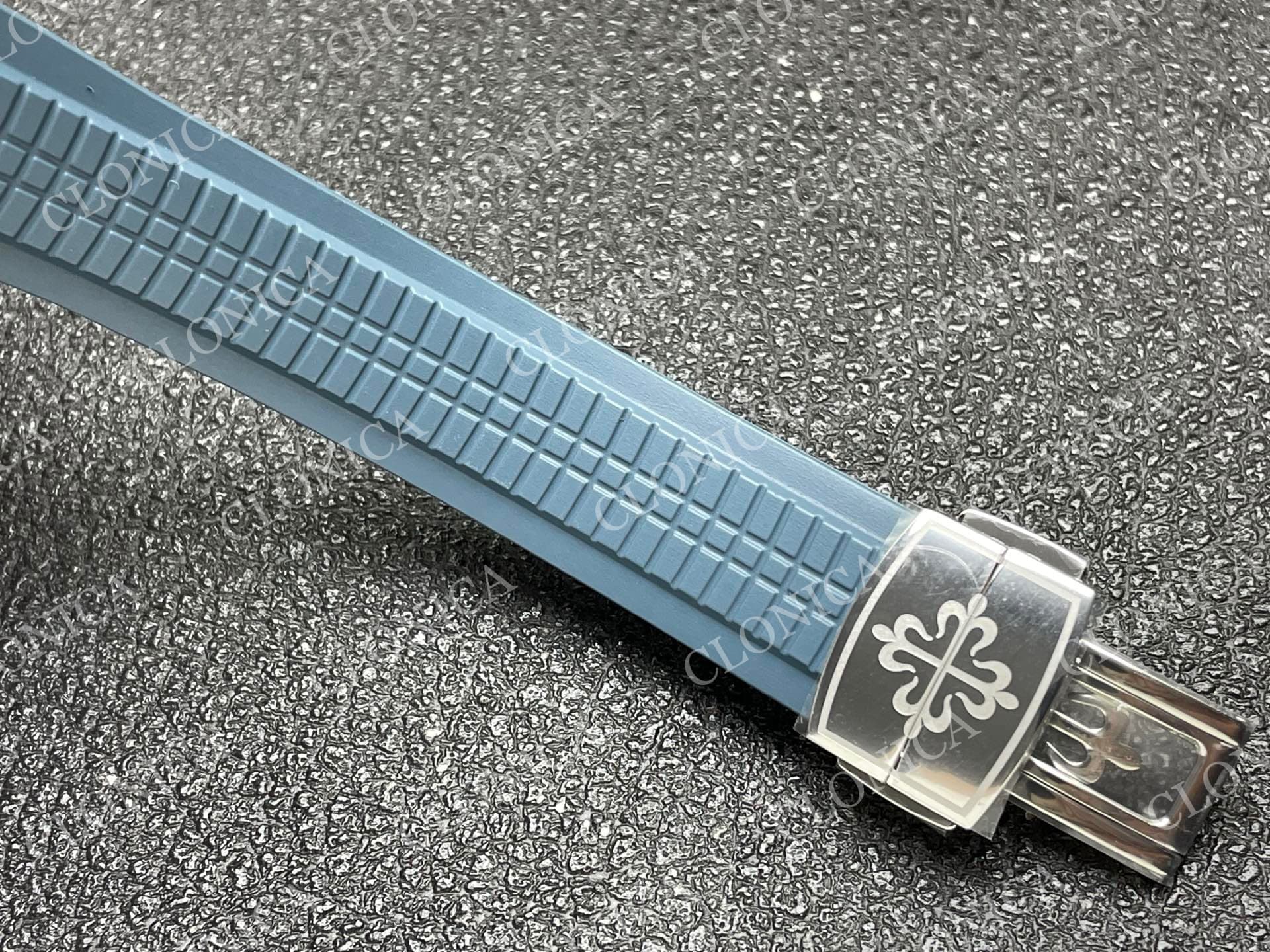 AQUANAUT 5164G SS BLUE DIAL ON BLUE RUBBER — view 5