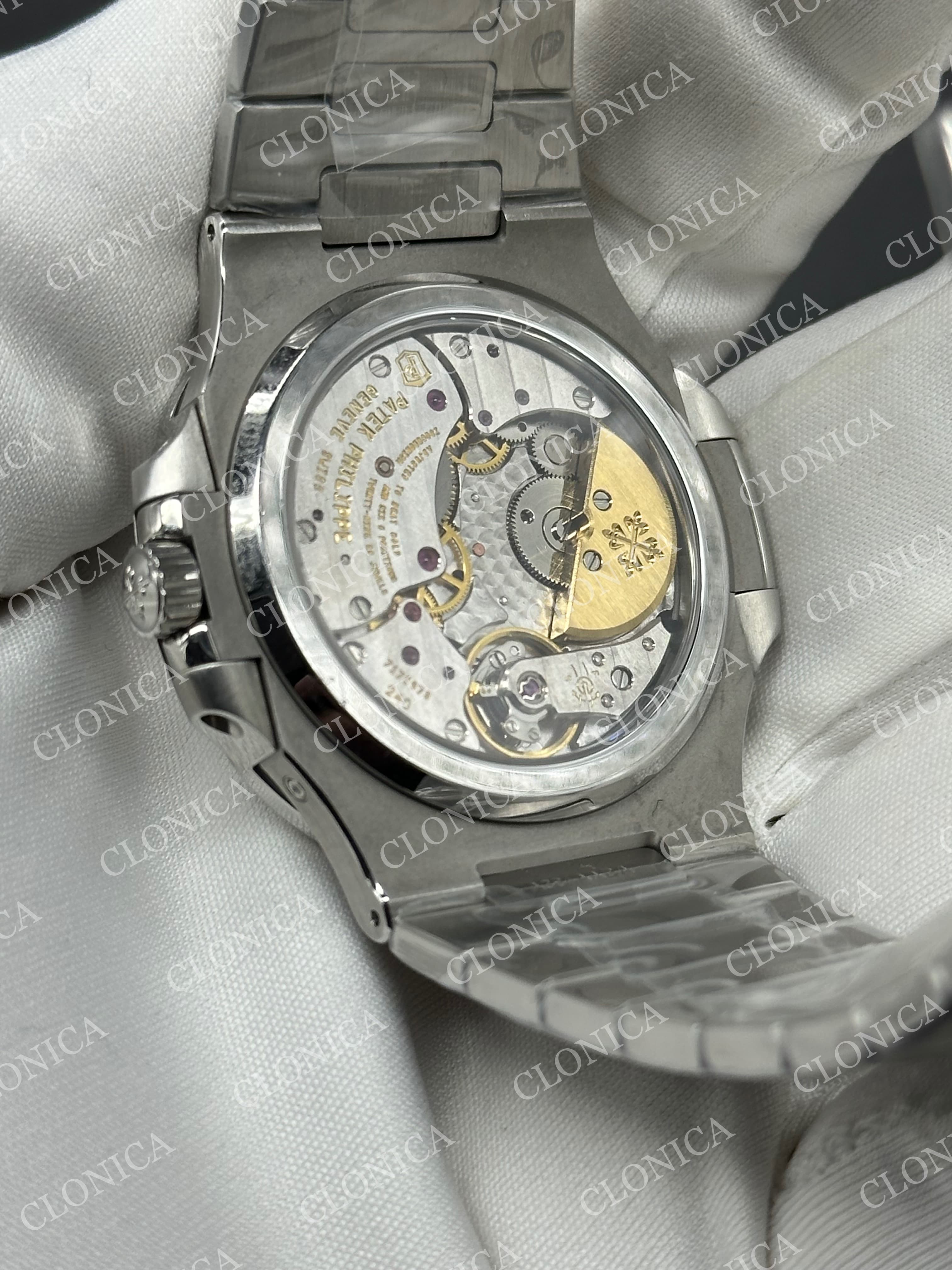 NAUTILUS 5712-1A SS BLUE DIAL ON SS BRACELET PPF240 — view 5
