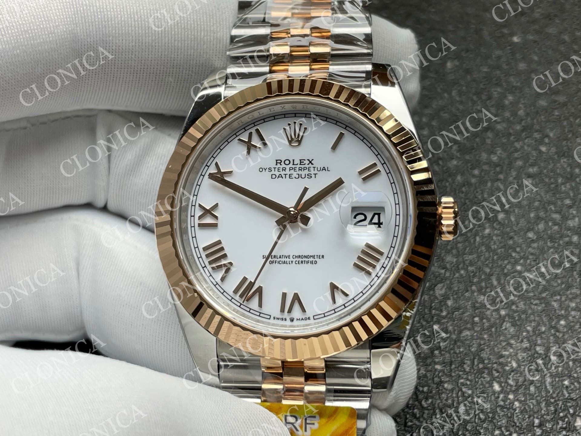 DATEJUST 41MM 126331 904 SS/RG WHITE DIAL ROMAN MARKER ON JUBILEE BRACELET — view 3