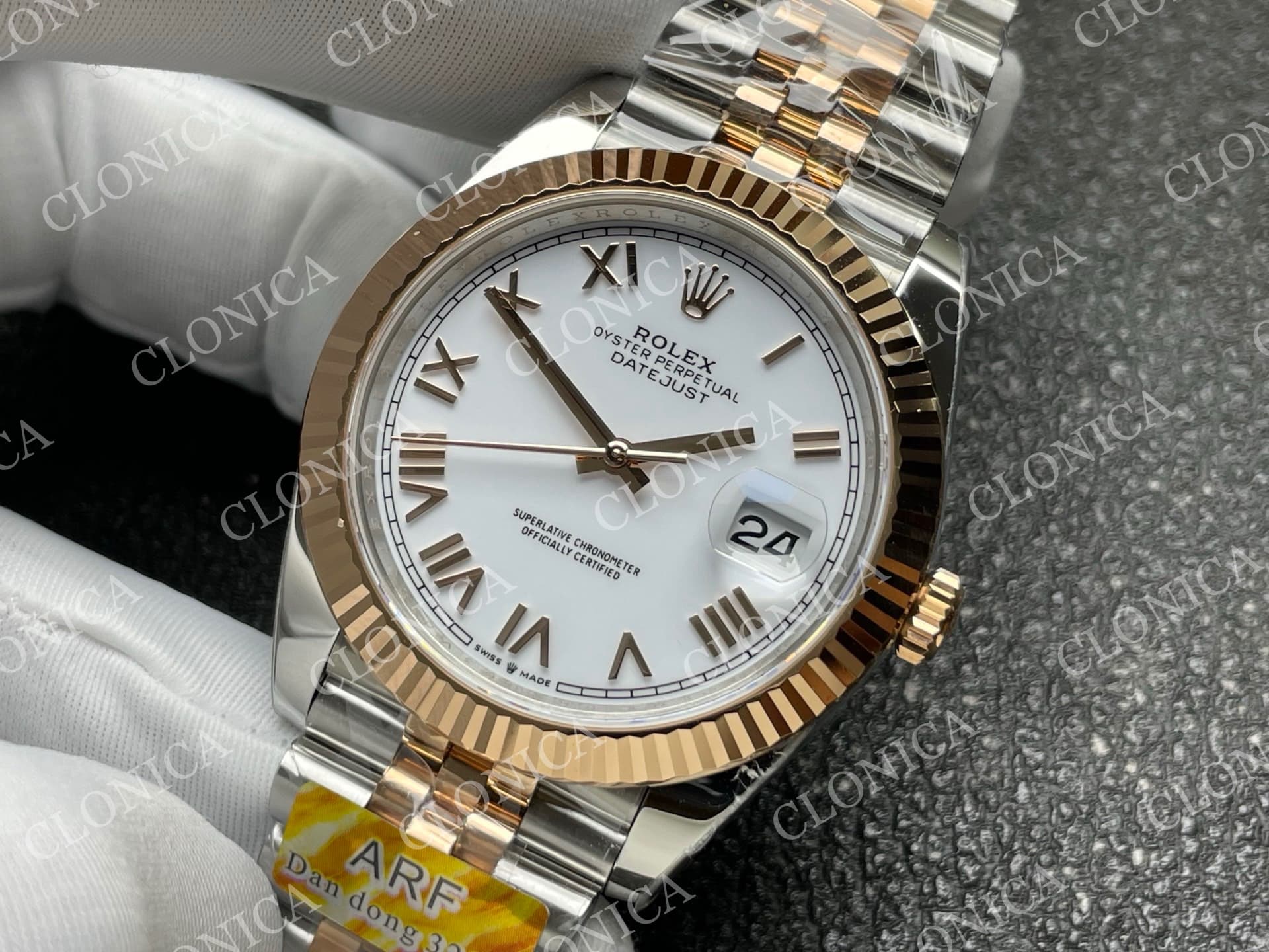 DATEJUST 41MM 126331 904 SS/RG WHITE DIAL ROMAN MARKER ON JUBILEE BRACELET — view 4