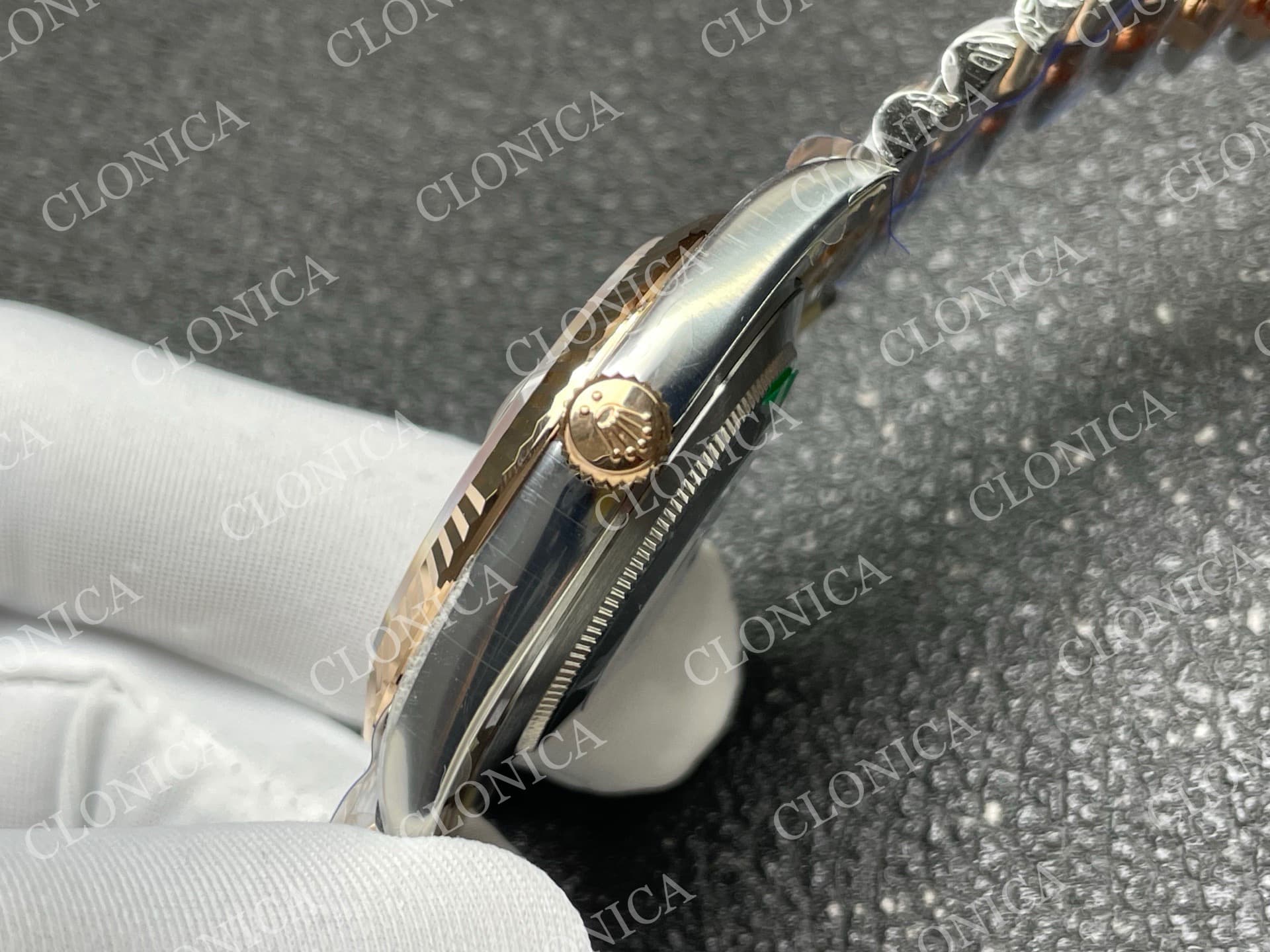 DATEJUST 41MM 126331 904 SS/RG WHITE DIAL ROMAN MARKER ON JUBILEE BRACELET — view 7