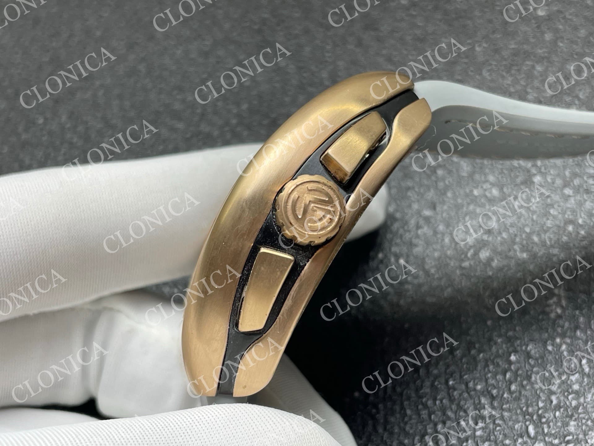 VANGUARD V45 CHRONO BRUSHED RG CASE GOLD INNER BEZEL GRAY DIAL — view 7