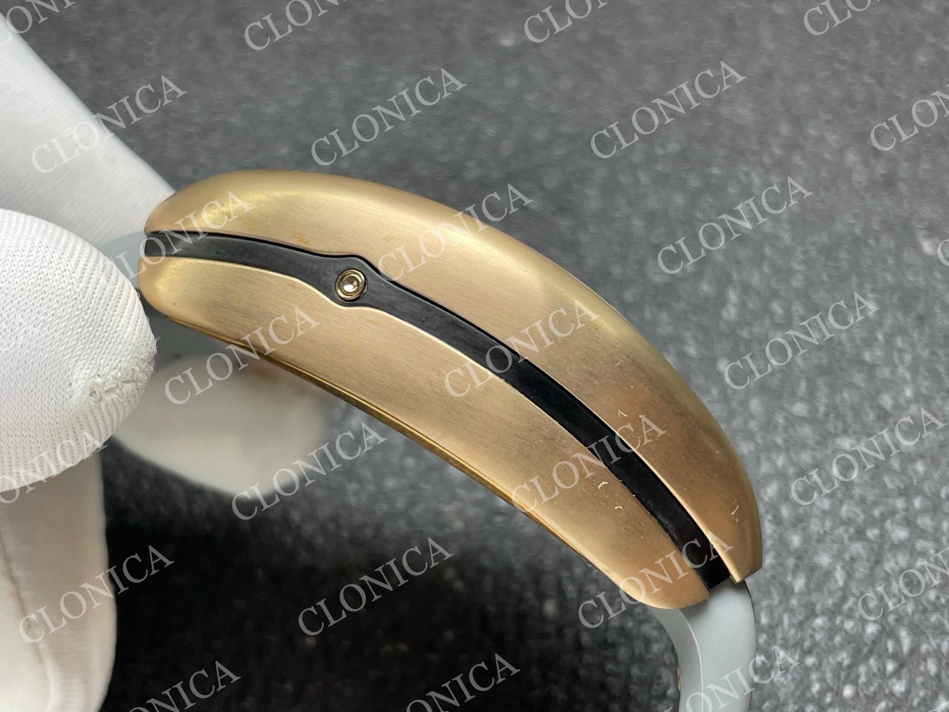 VANGUARD V45 CHRONO BRUSHED RG CASE GOLD INNER BEZEL GRAY DIAL — view 9