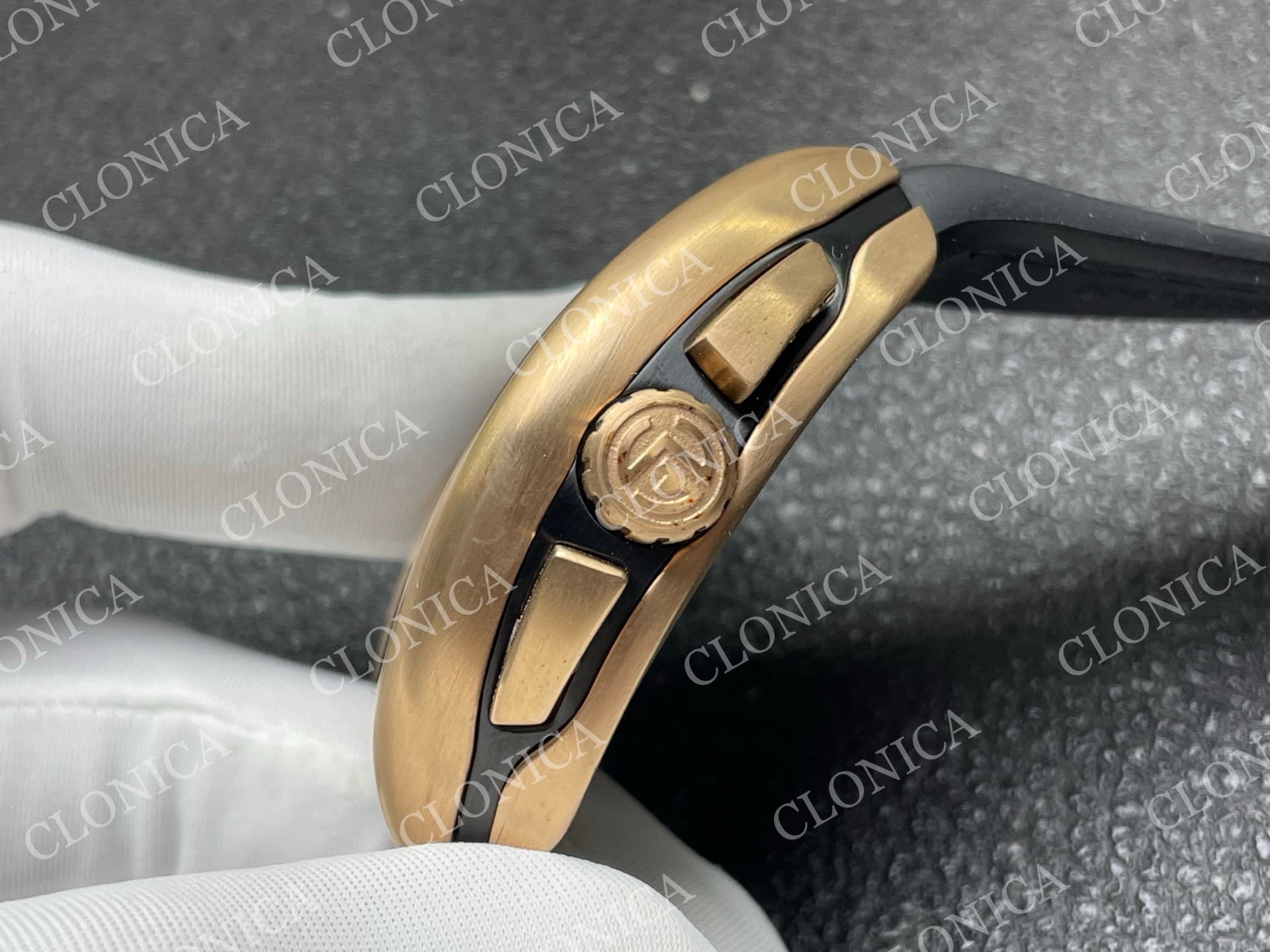 VANGUARD V45 CHRONO BRUSHED RG CASE GOLD INNER BEZEL BLACK DIAL — view 7