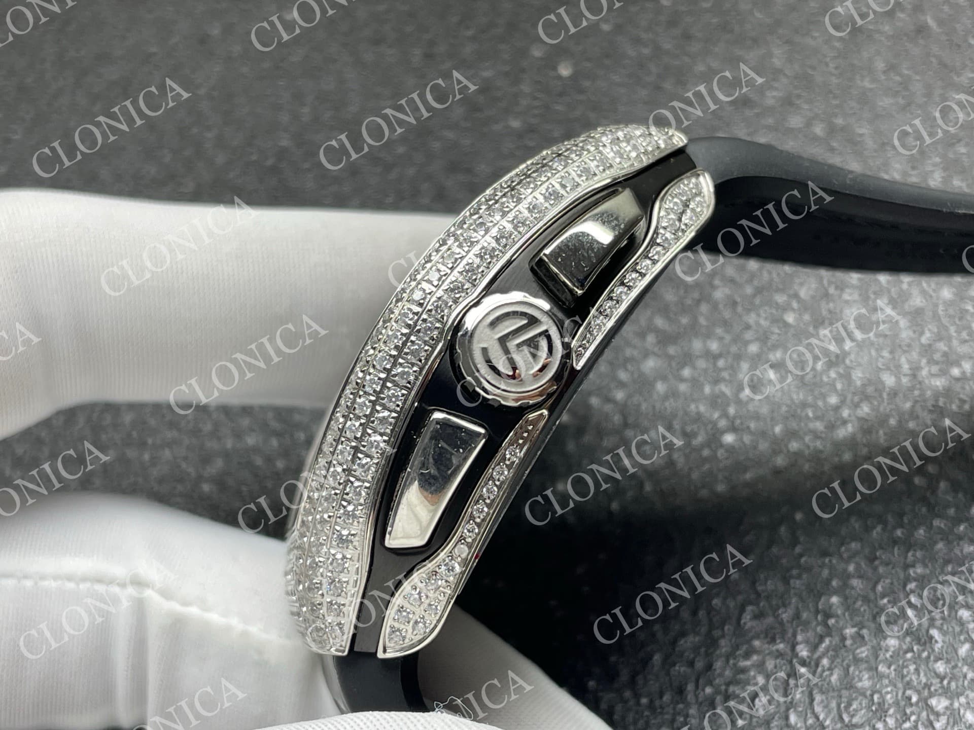 VANGUARD V45 CHRONO BRUSHED SS PAVE CRYSTALS BLACK DIAL — view 7