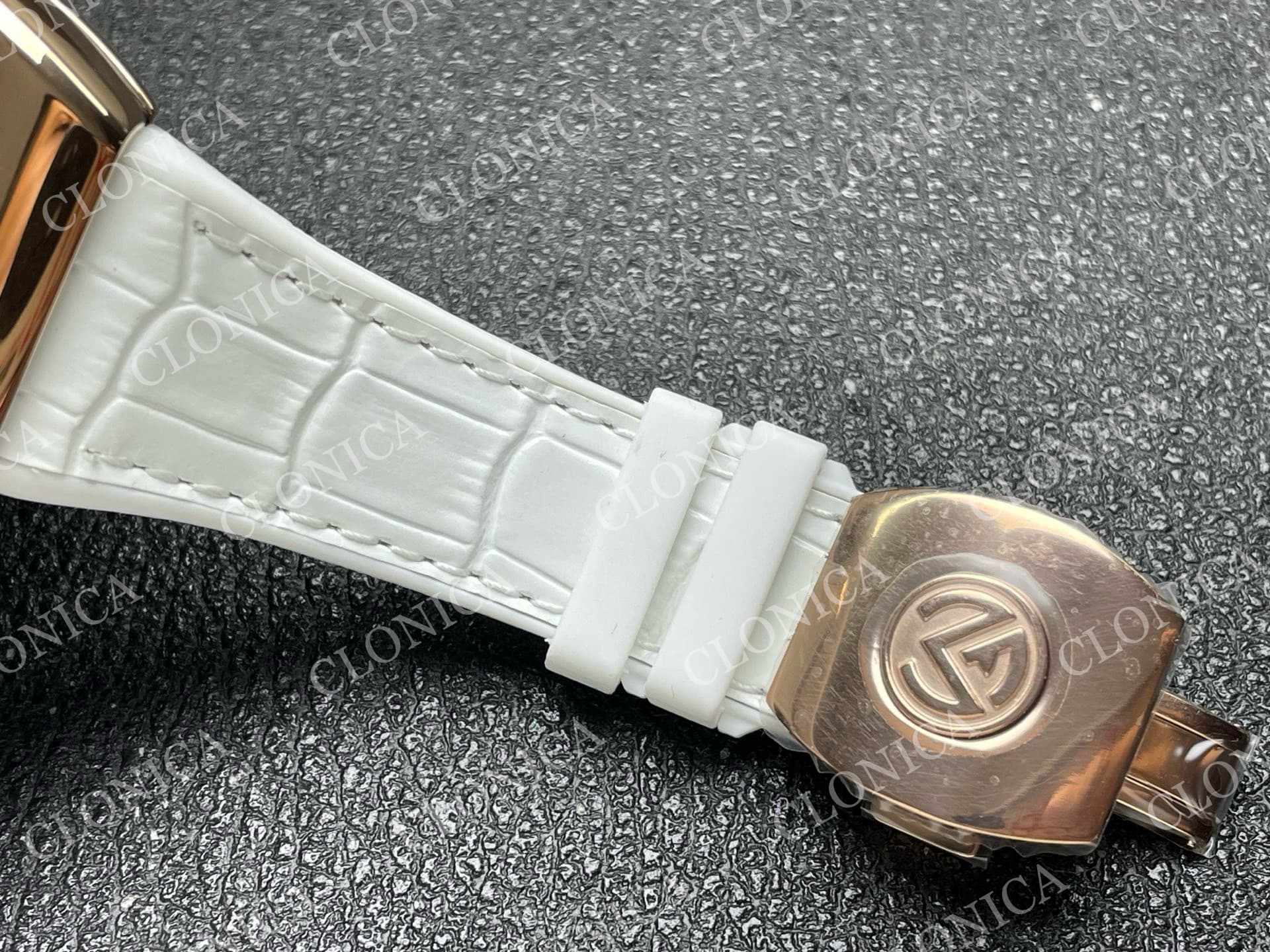 VANGUARD V45 RG WHITE TEXTURED DIAL ON WHITE GUMMY STRAP A2824 — view 5