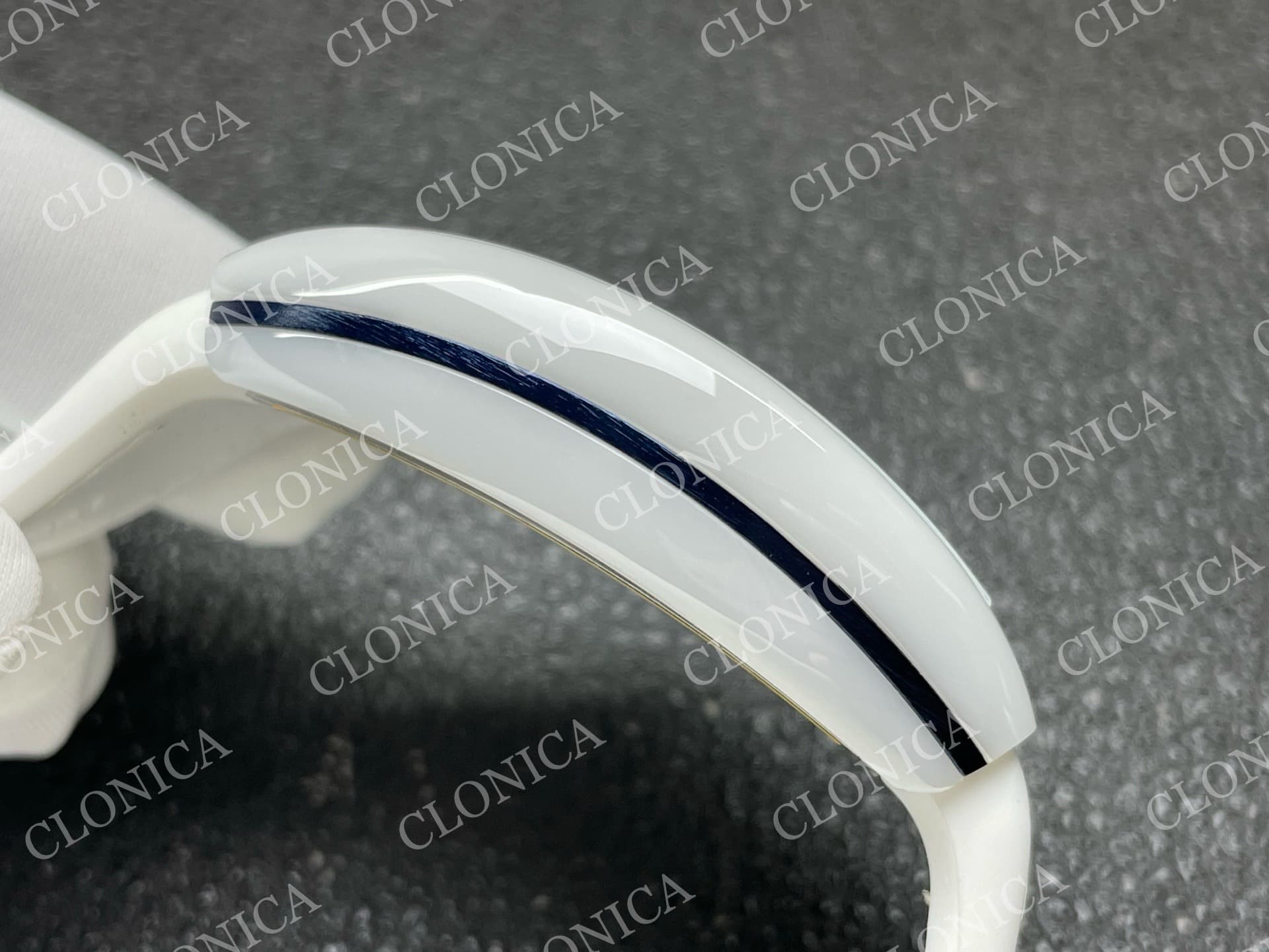 VANGUARD V45 WHITE ORANGE TEXTURED DIAL ON WHITE GUMMY STRAP A2824 — view 9