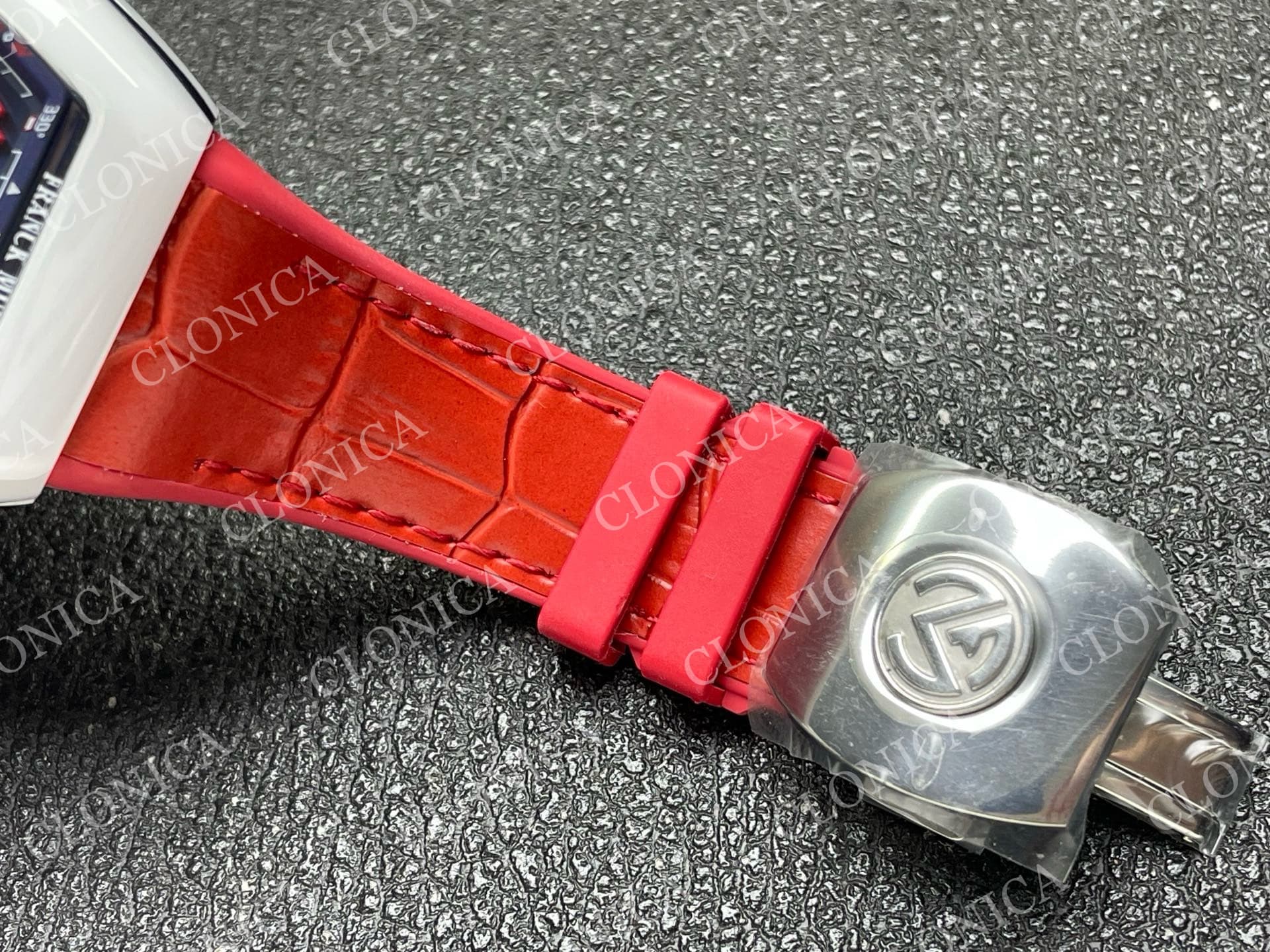 VANGUARD V45 WHITE CERAMIC CASE BLUE RED TEXTURED DIAL ON RED GUMMY STRAP A2824 — view 5