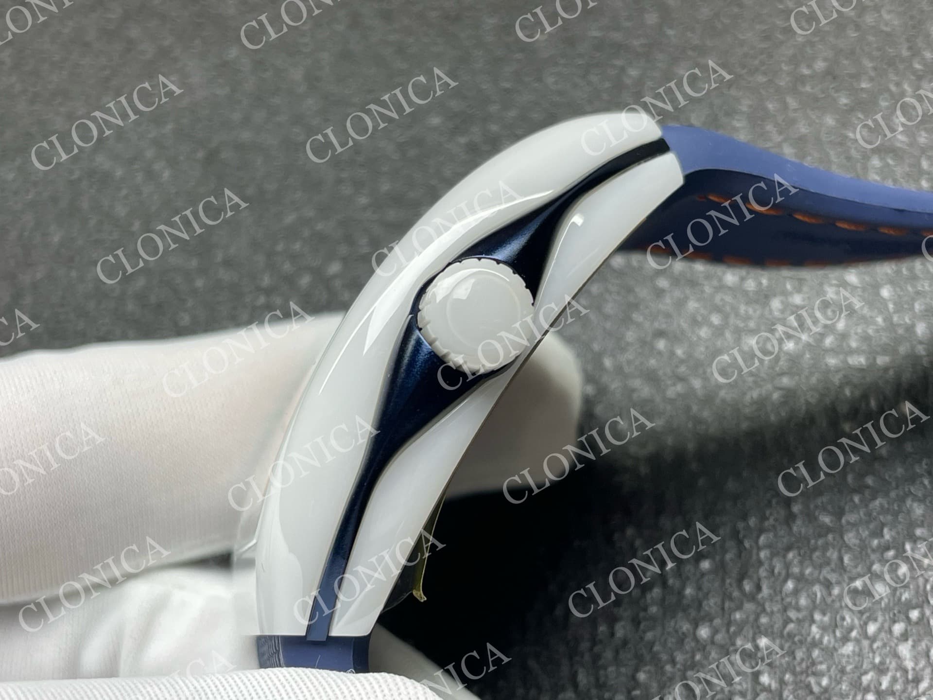 VANGUARD V45 WHITE CERAMIC CASE WHITE ORANGE TEXTURED DIAL ON BLUE GUMMY STRAP A2824 — view 7