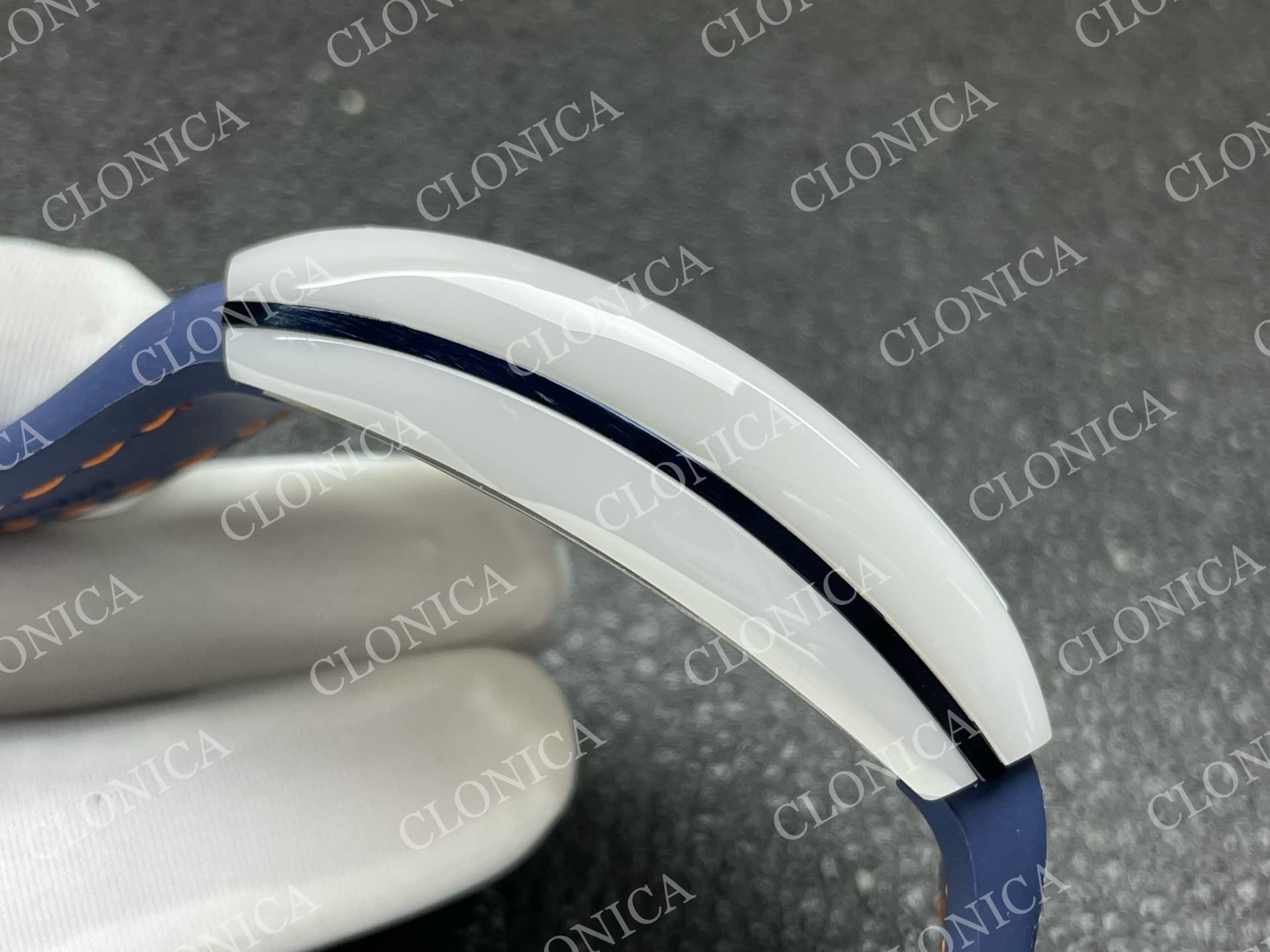 VANGUARD V45 WHITE CERAMIC CASE WHITE ORANGE TEXTURED DIAL ON BLUE GUMMY STRAP A2824 — view 9