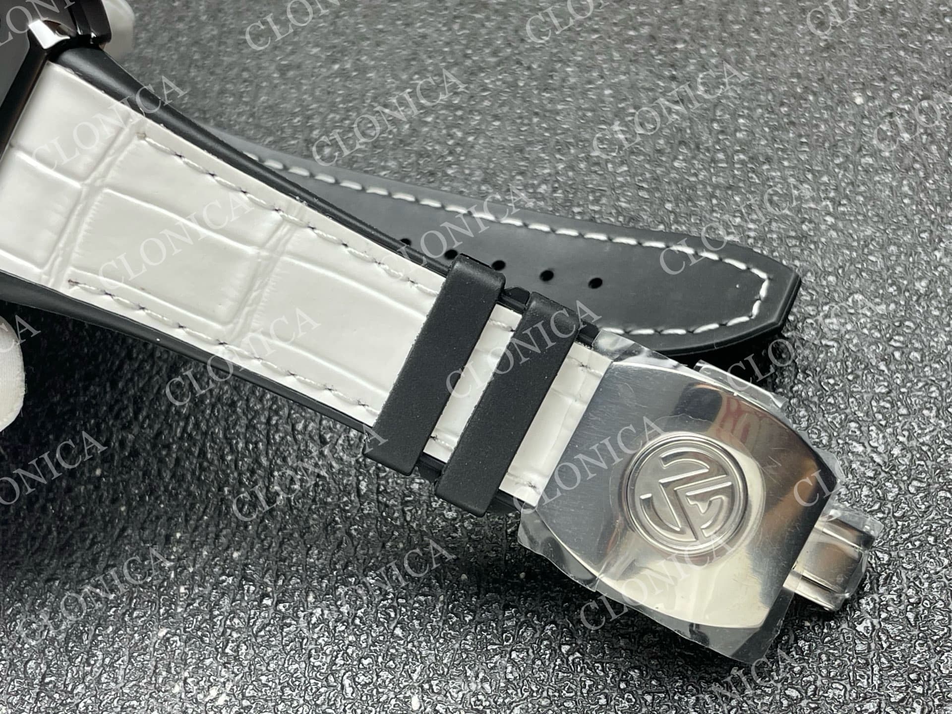 VANGUARD V45 BLACK CERAMIC CASE WHITE BLACK TEXTURED DIAL ON WHITE GUMMY STRAP A2824 — view 5