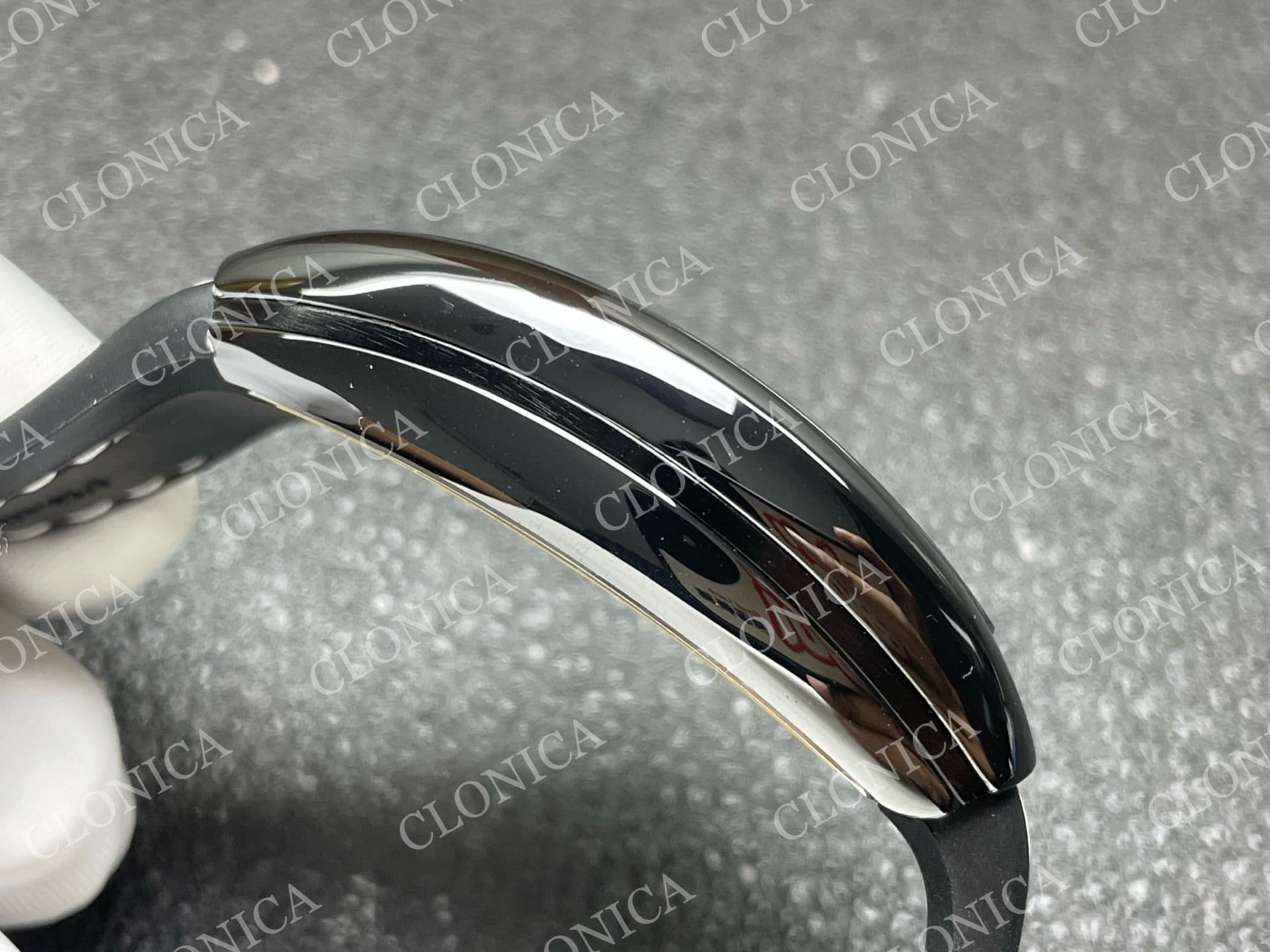 VANGUARD V45 BLACK CERAMIC CASE WHITE BLACK TEXTURED DIAL ON WHITE GUMMY STRAP A2824 — view 9