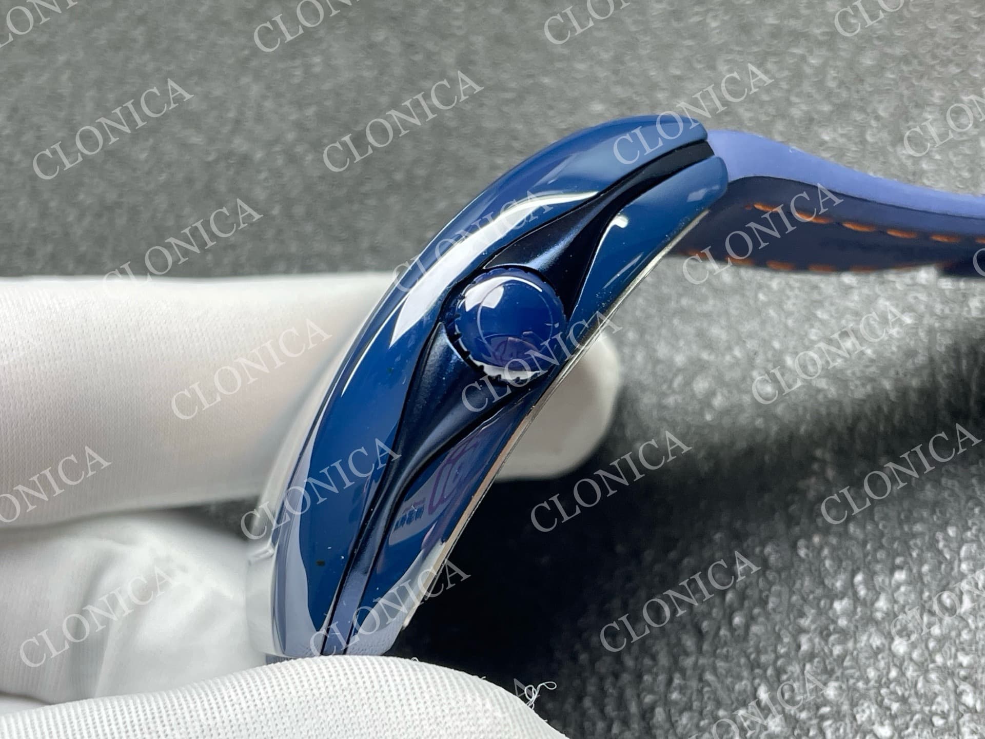 VANGUARD V45 BLUE CERAMIC CASE WHITE ORANGETEXTURED DIAL ON BLUE GUMMY STRAP A2824 — view 7