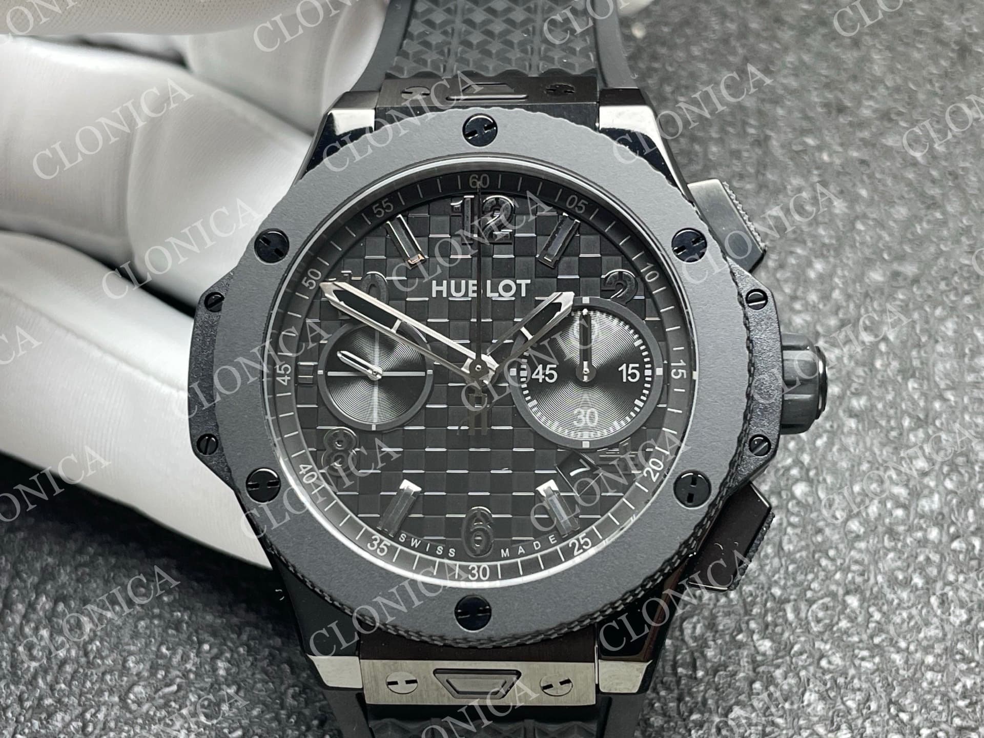 Hublot Big Bang Black Magic 44mm — view 3