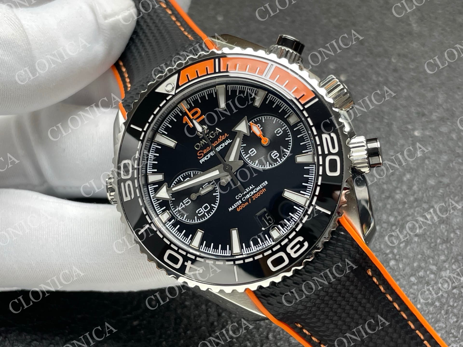 PLANET OCEAN MASTER CHRONOMETER BLACK CERAMIC BEZEL BLACK DIAL — view 2