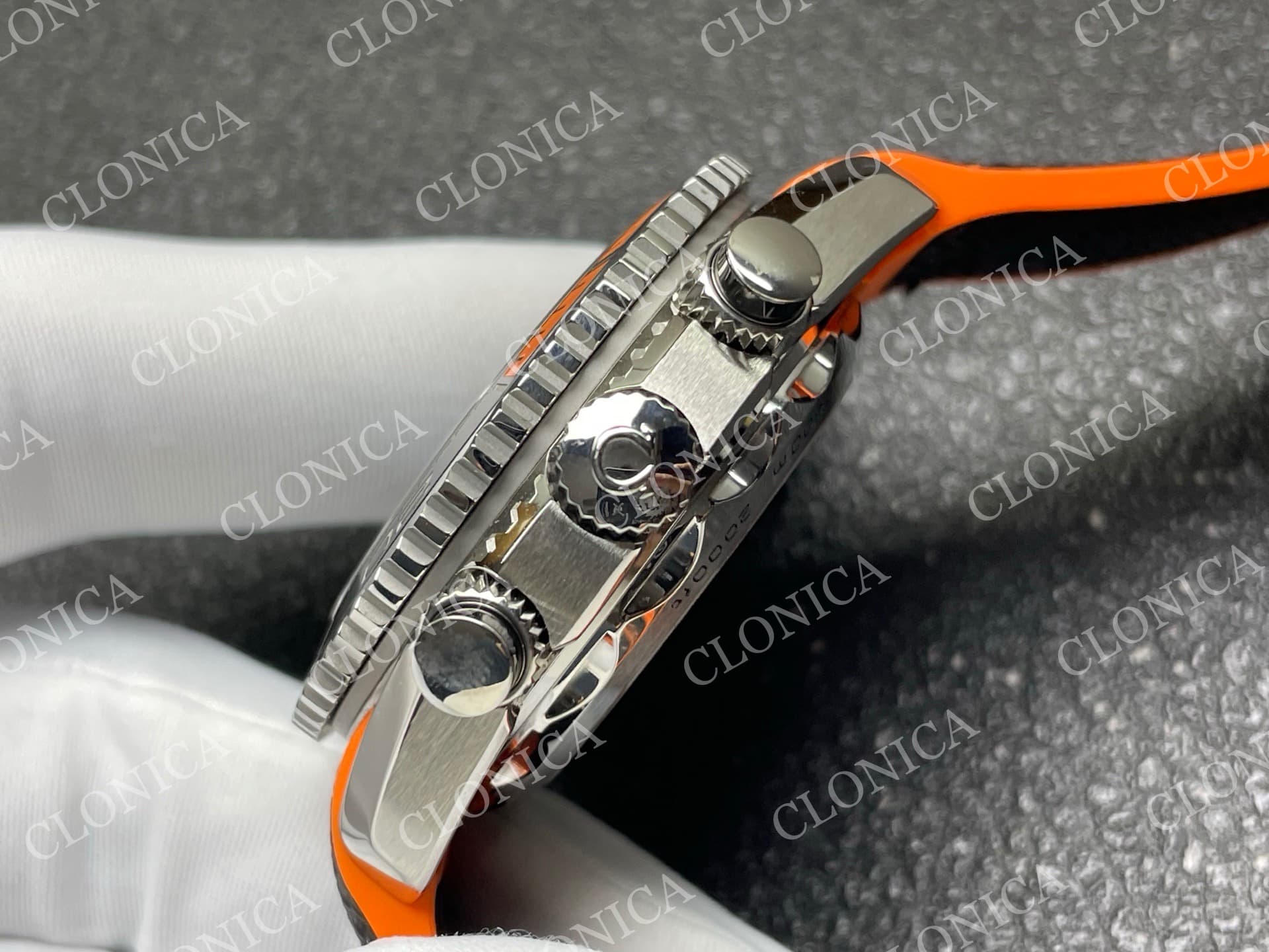 PLANET OCEAN MASTER CHRONOMETER BLACK CERAMIC BEZEL BLACK DIAL — view 7