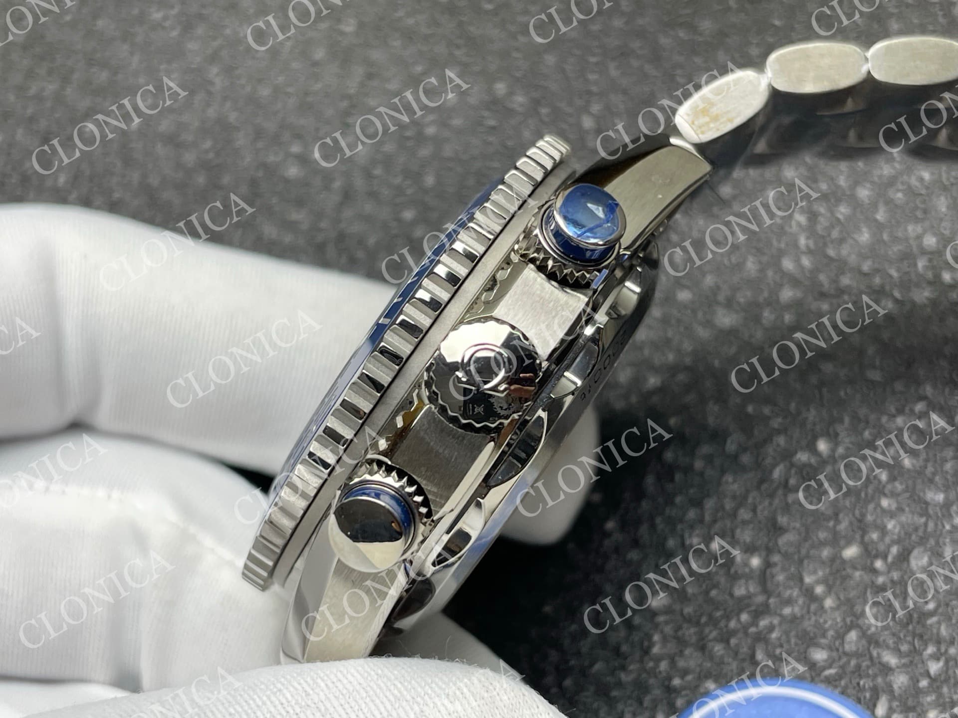 PLANET OCEAN MASTER CHRONOMETER BLUE CERAMIC BEZEL BLUE DIAL — view 7