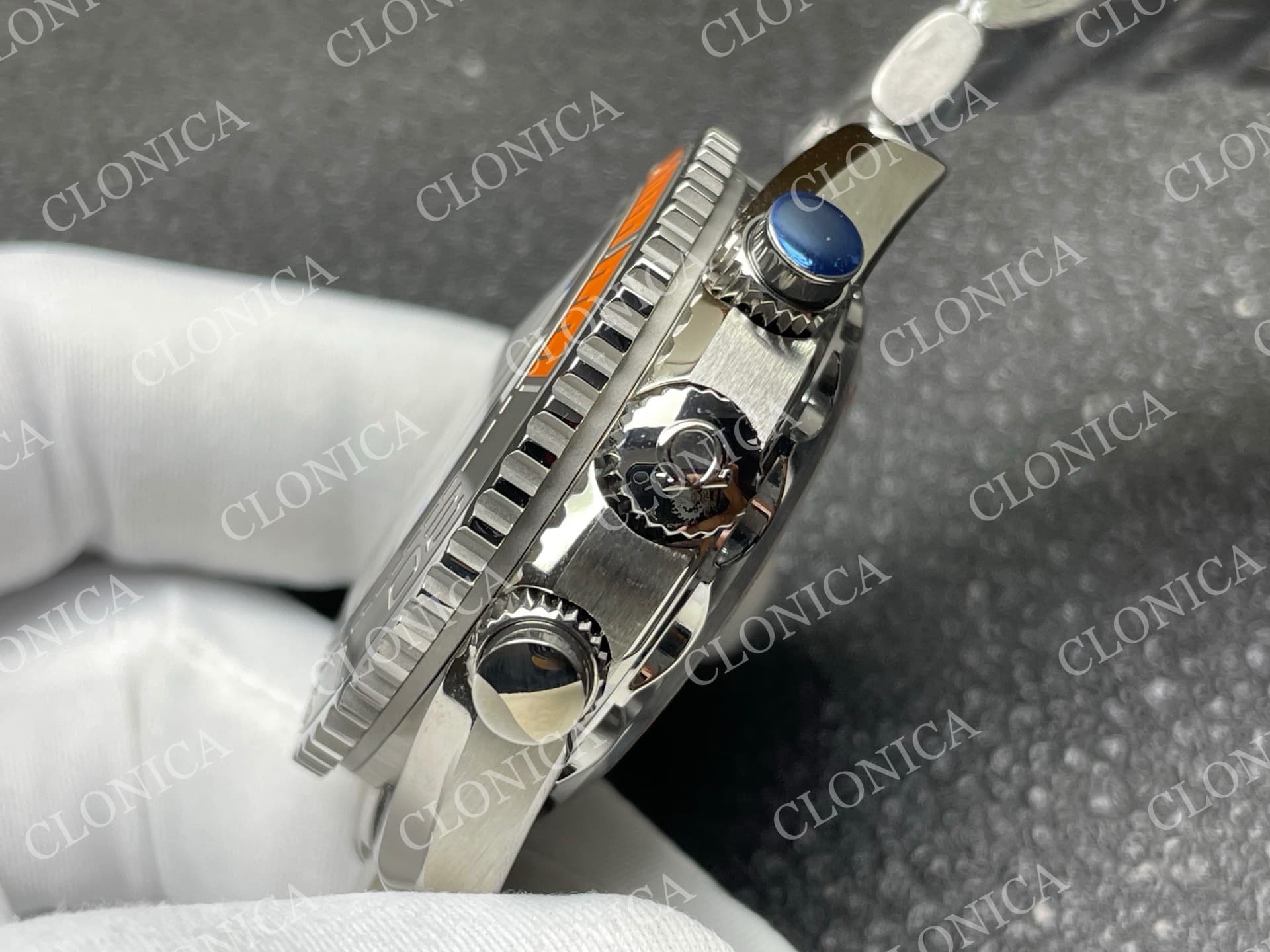 PLANET OCEAN MASTER CHRONOMETER GREY CERAMIC BEZEL GREY DIAL — view 7