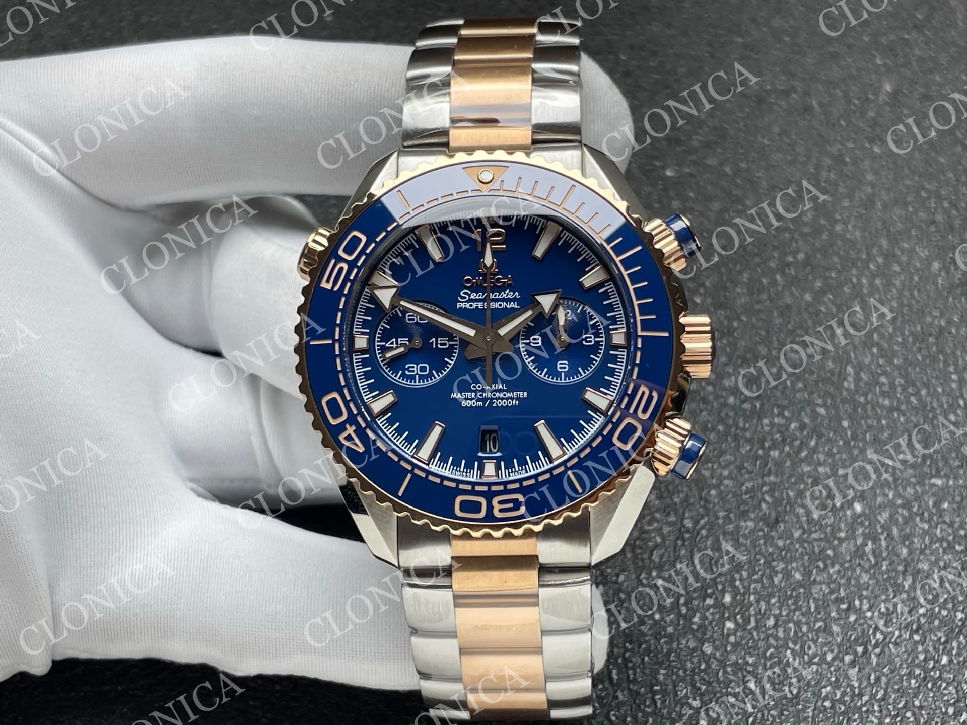 PLANET OCEAN MASTER CHRONOMETER BLUE CERAMIC BEZEL BLUE DIAL — view 1