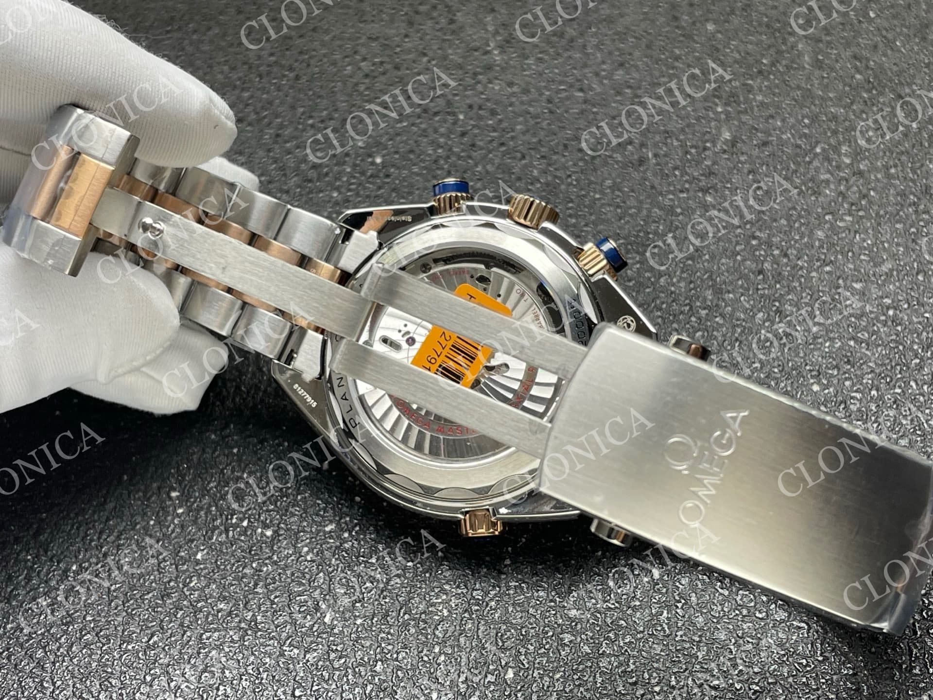 PLANET OCEAN MASTER CHRONOMETER BLUE CERAMIC BEZEL BLUE DIAL — view 6