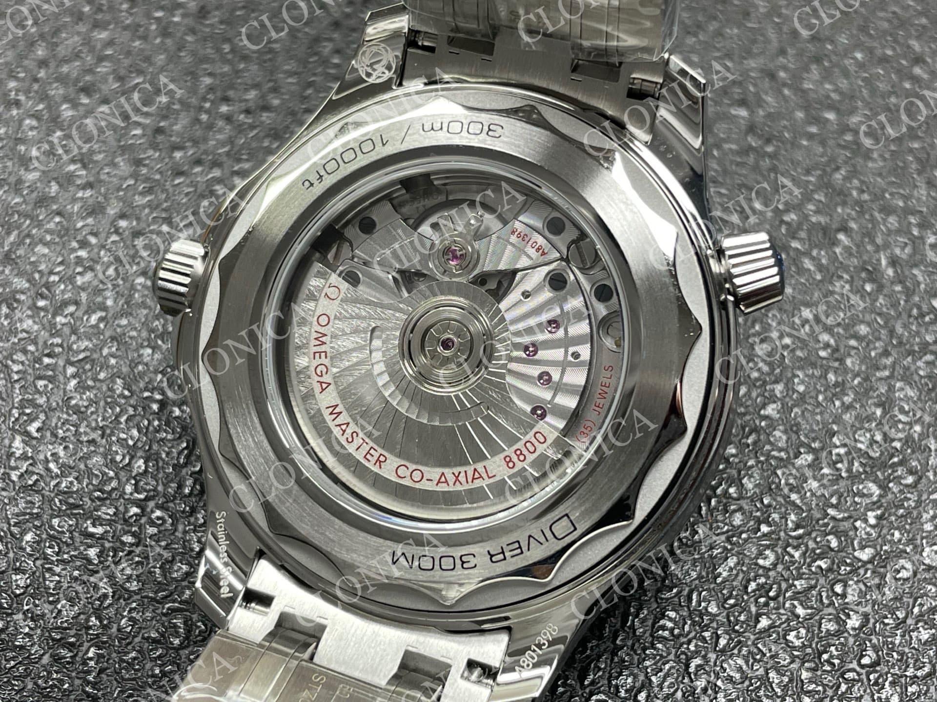 SEAMASTER DIVER 300M BLACK CERAMIC BEZEL WHITE DIAL — view 8