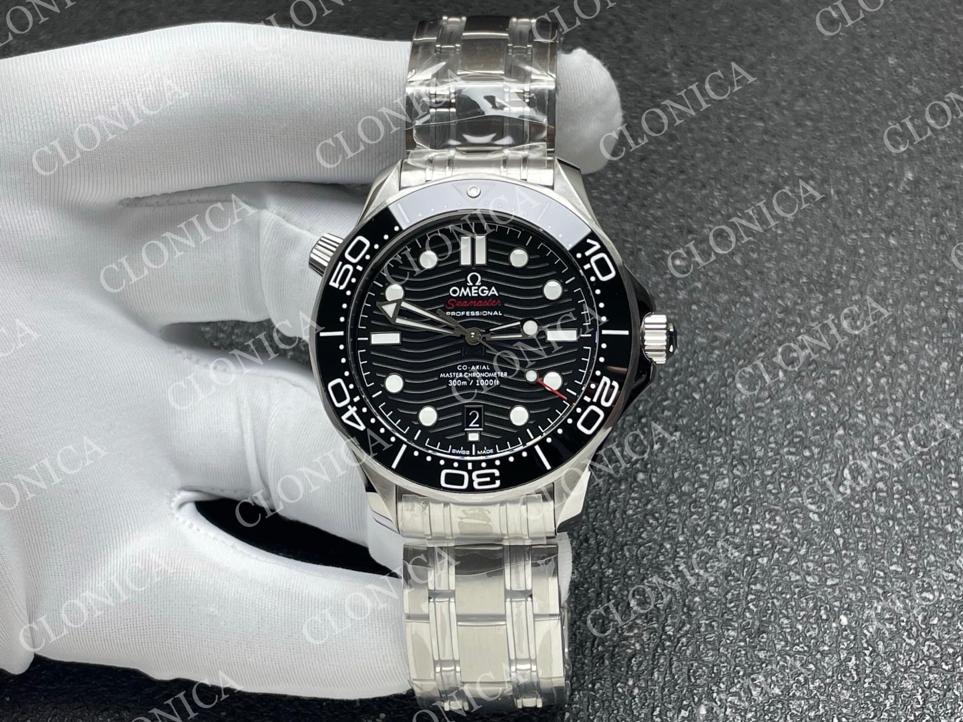 SEAMASTER DIVER 300M BLACK CERAMIC BEZEL BLACK DIAL — view 1