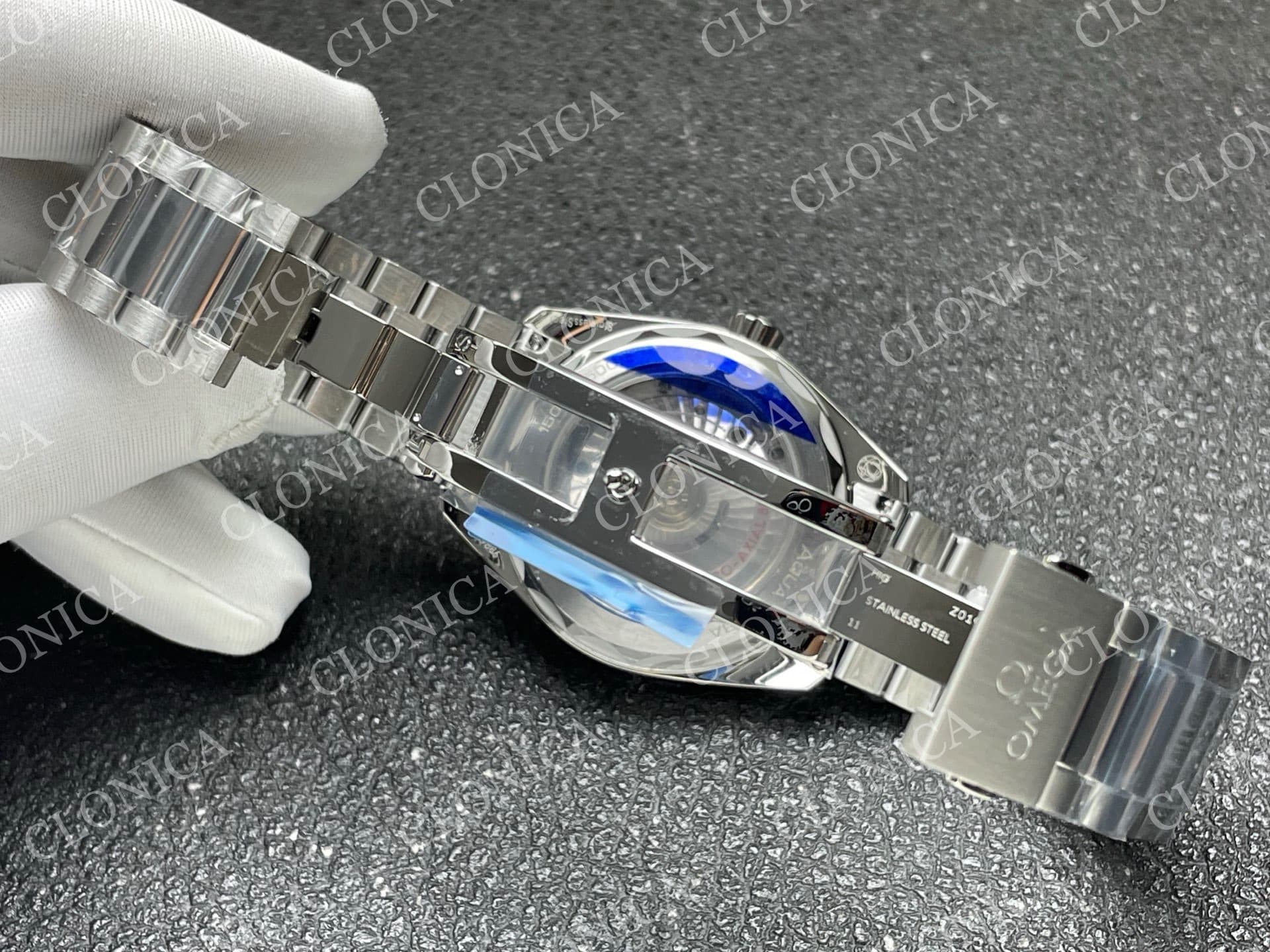 AQUA TERRA 150M MASTER 38MM SS BLACK DIAL — view 6