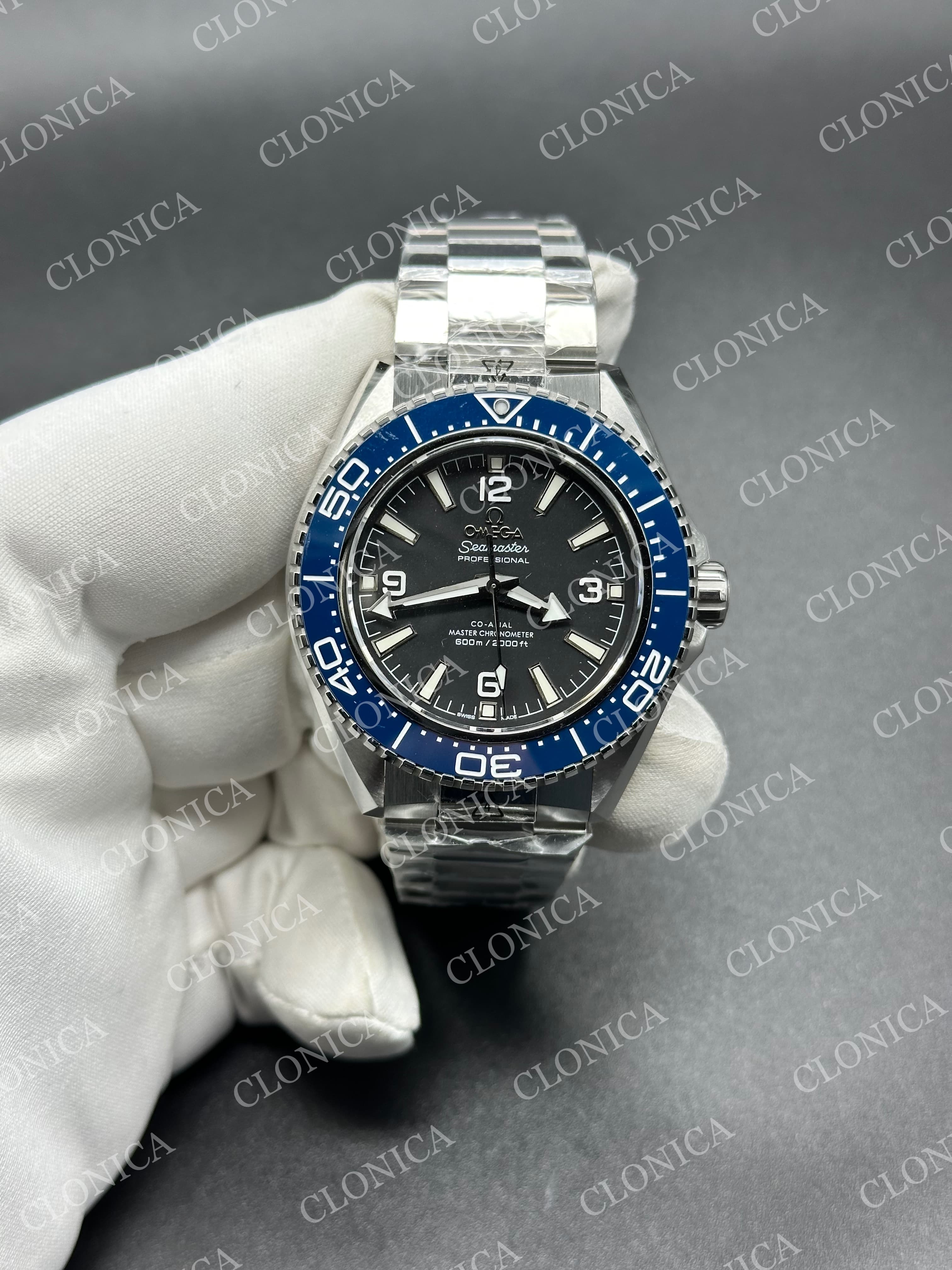 SEAMASTER 6000M PLANET OCEAN SS BLACK DIAL BLUE CERAMIC BEZEL ON STAINLESS STEEL BRACELET — view 1
